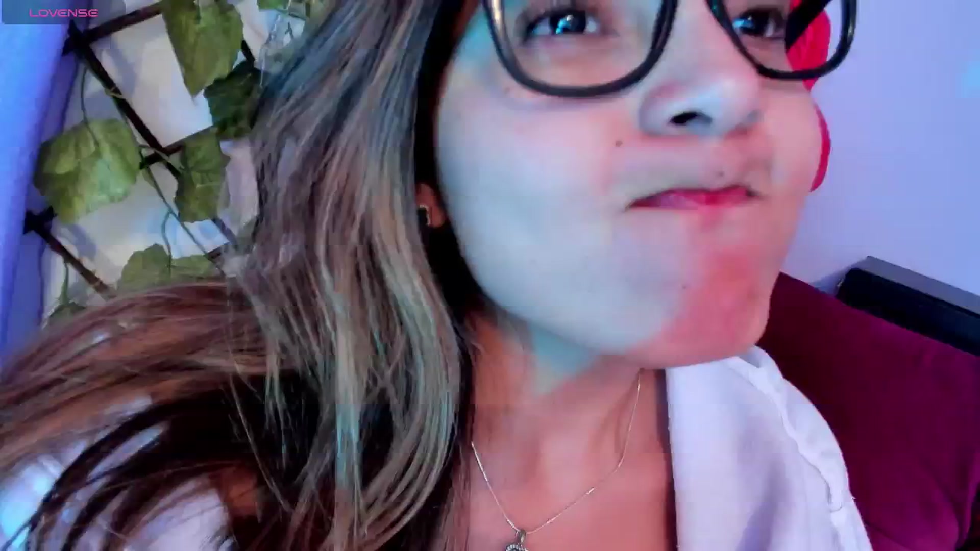 Gallery image thumbnail from CARMENVILLA1's myfreecams stream on, 01/24/2025, 07:02 image 1 of 20