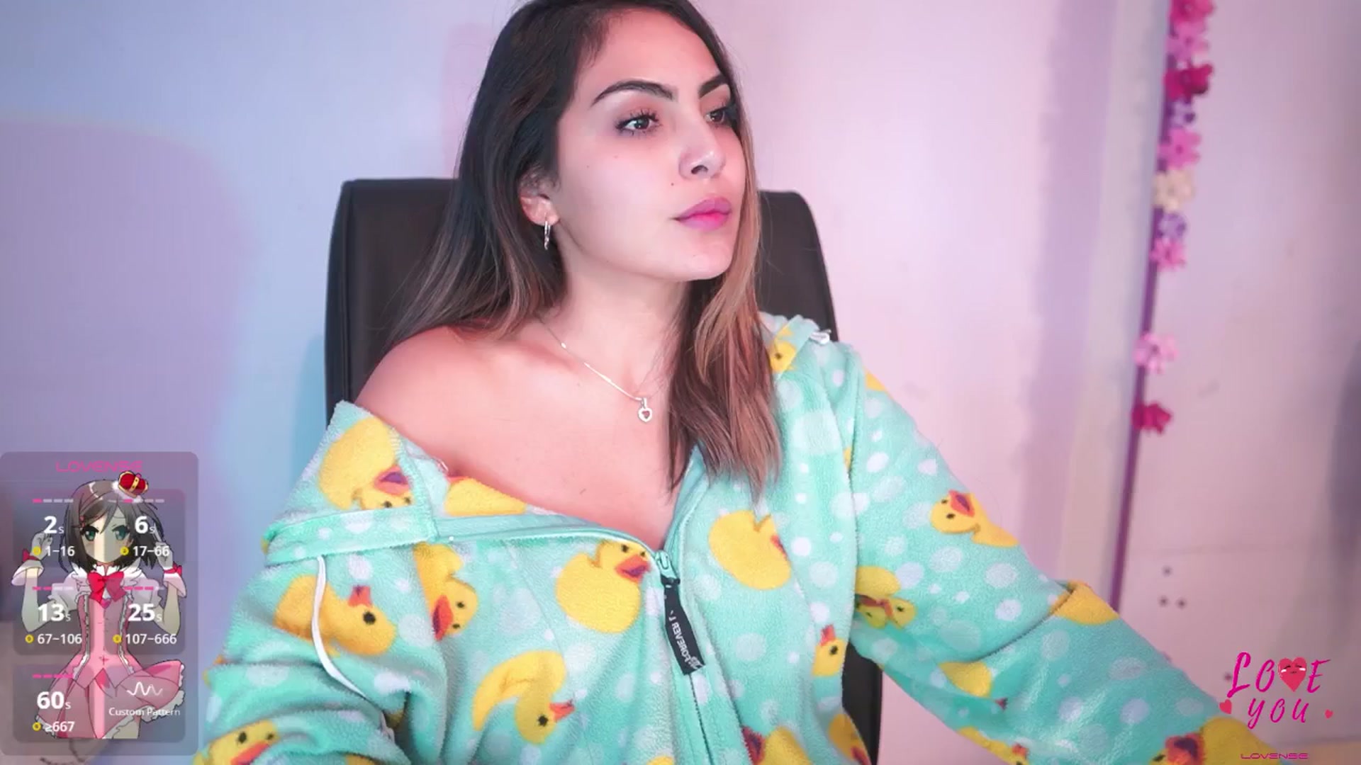 Gallery image thumbnail from CARMENVILLA1's myfreecams stream on, 02/25/2025, 06:53 image 4 of 20