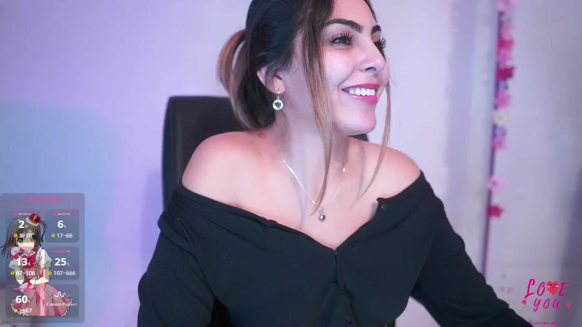Gallery image thumbnail from CARMENVILLA1's myfreecams stream on, 02/27/2025, 07:34 image 12 of 20
