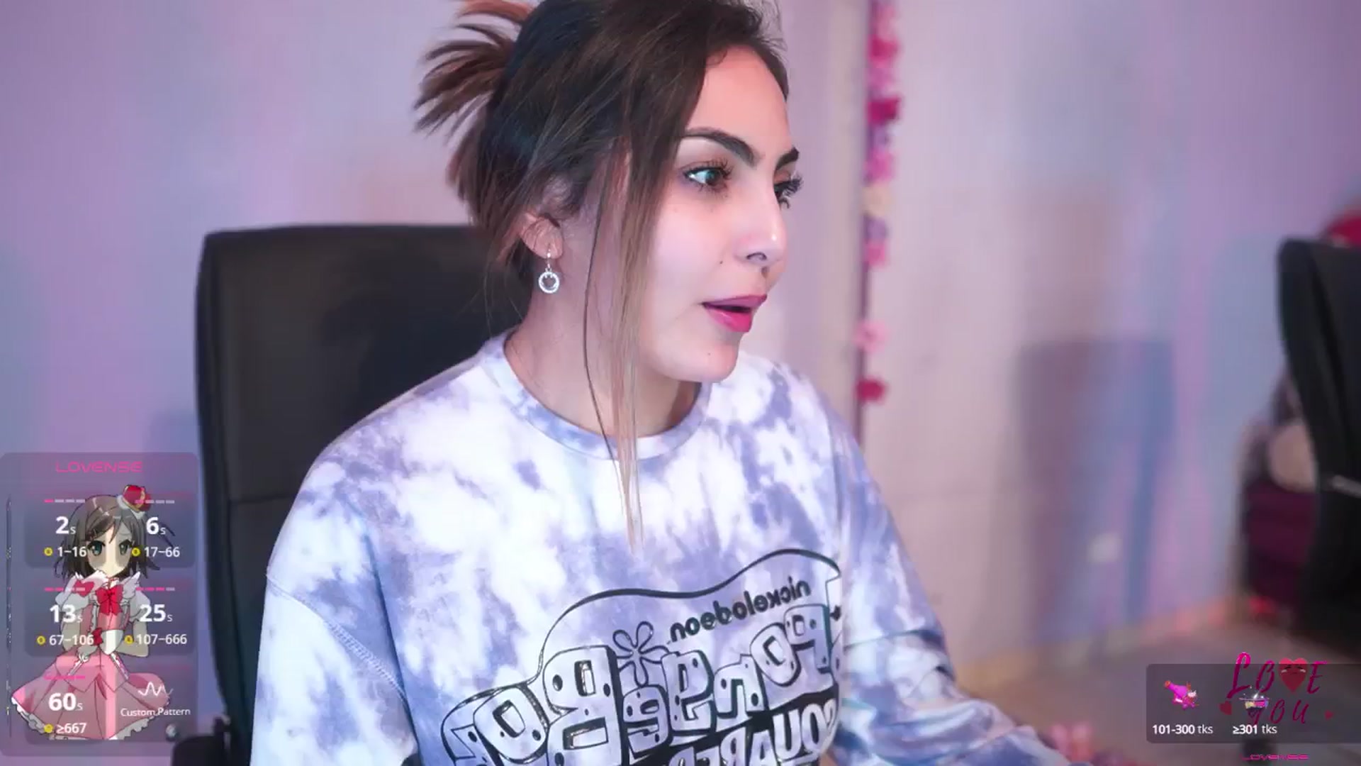 Gallery image thumbnail from CARMENVILLA1's myfreecams stream on, 03/01/2025, 06:13 image 4 of 20