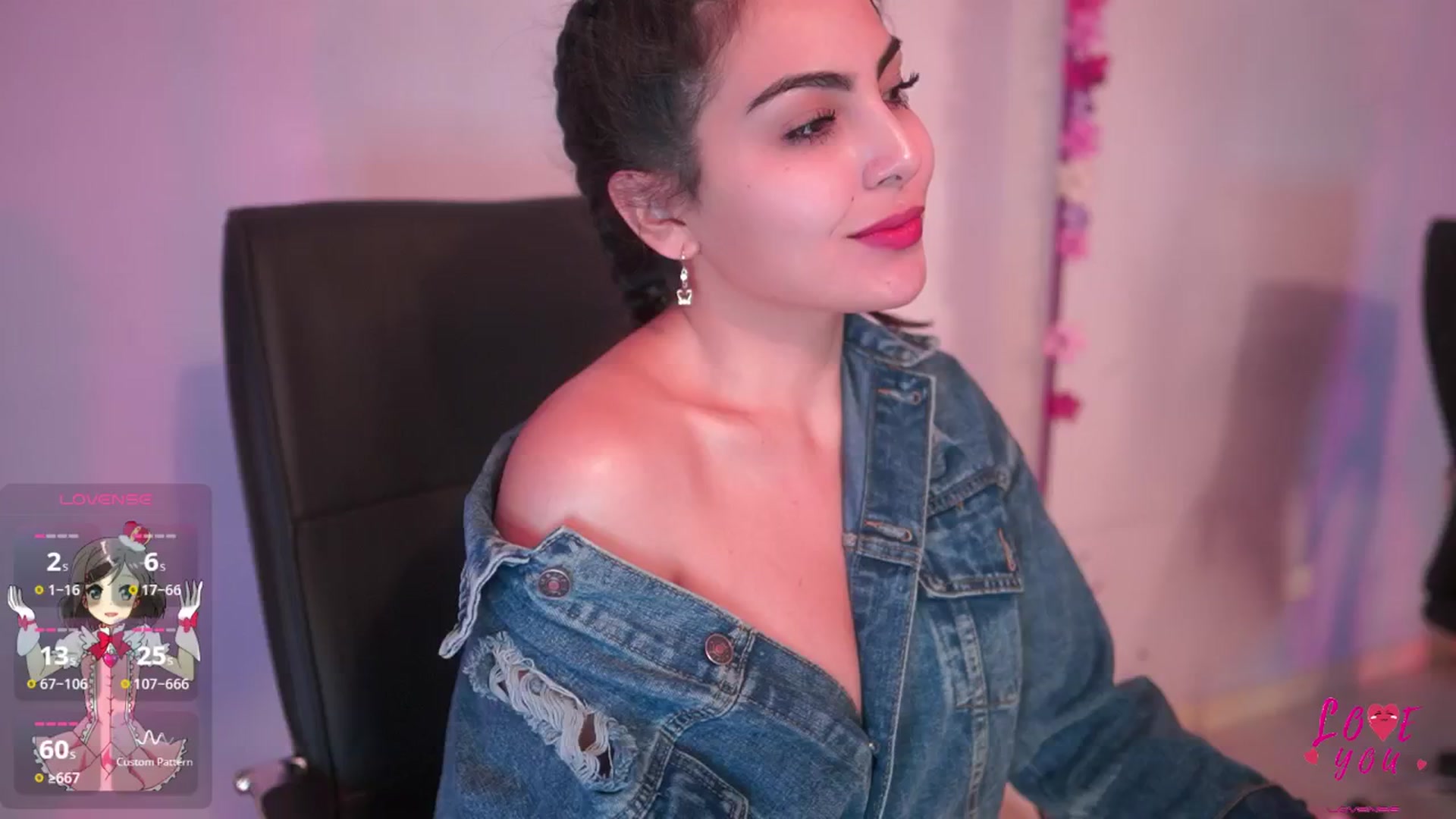 Gallery image thumbnail from CARMENVILLA1's myfreecams stream on, 03/02/2025, 07:09 image 1 of 20