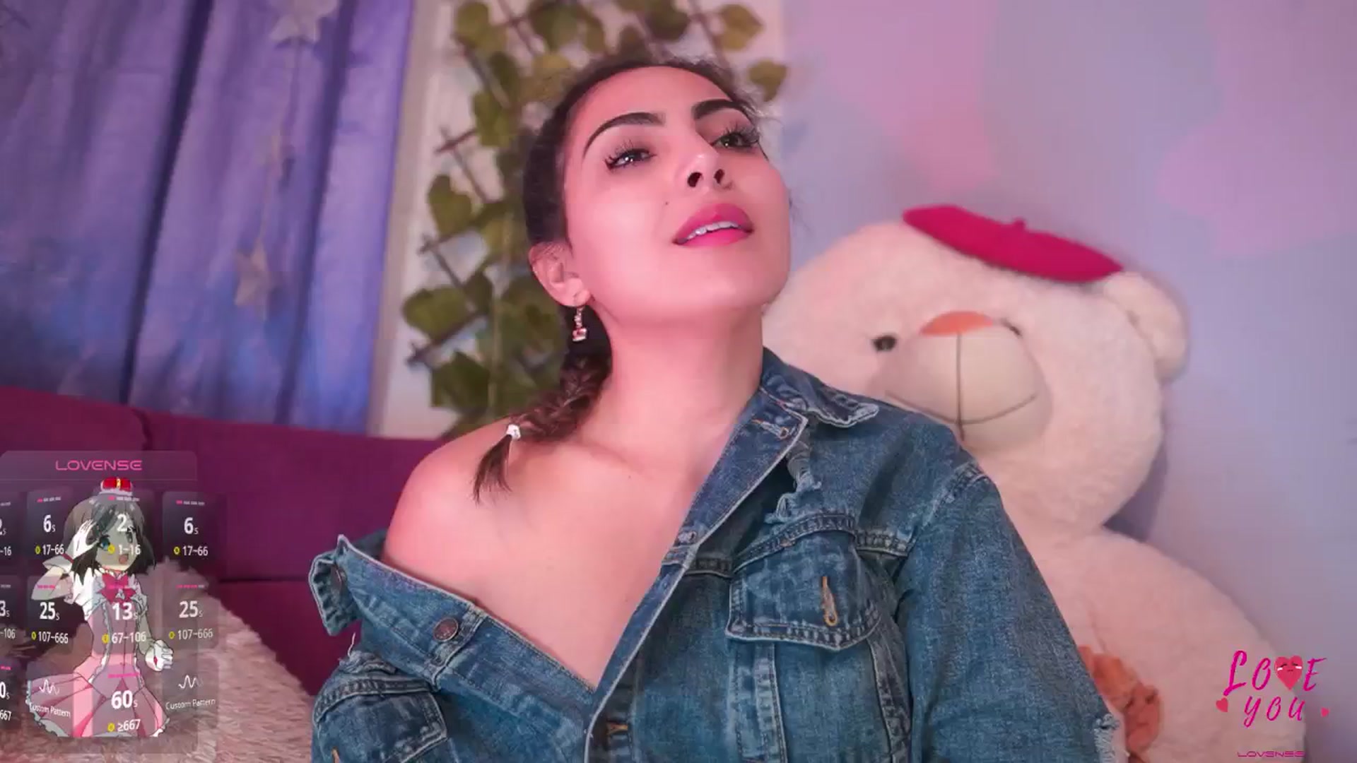 Gallery image thumbnail from CARMENVILLA1's myfreecams stream on, 03/02/2025, 07:09 image 20 of 20