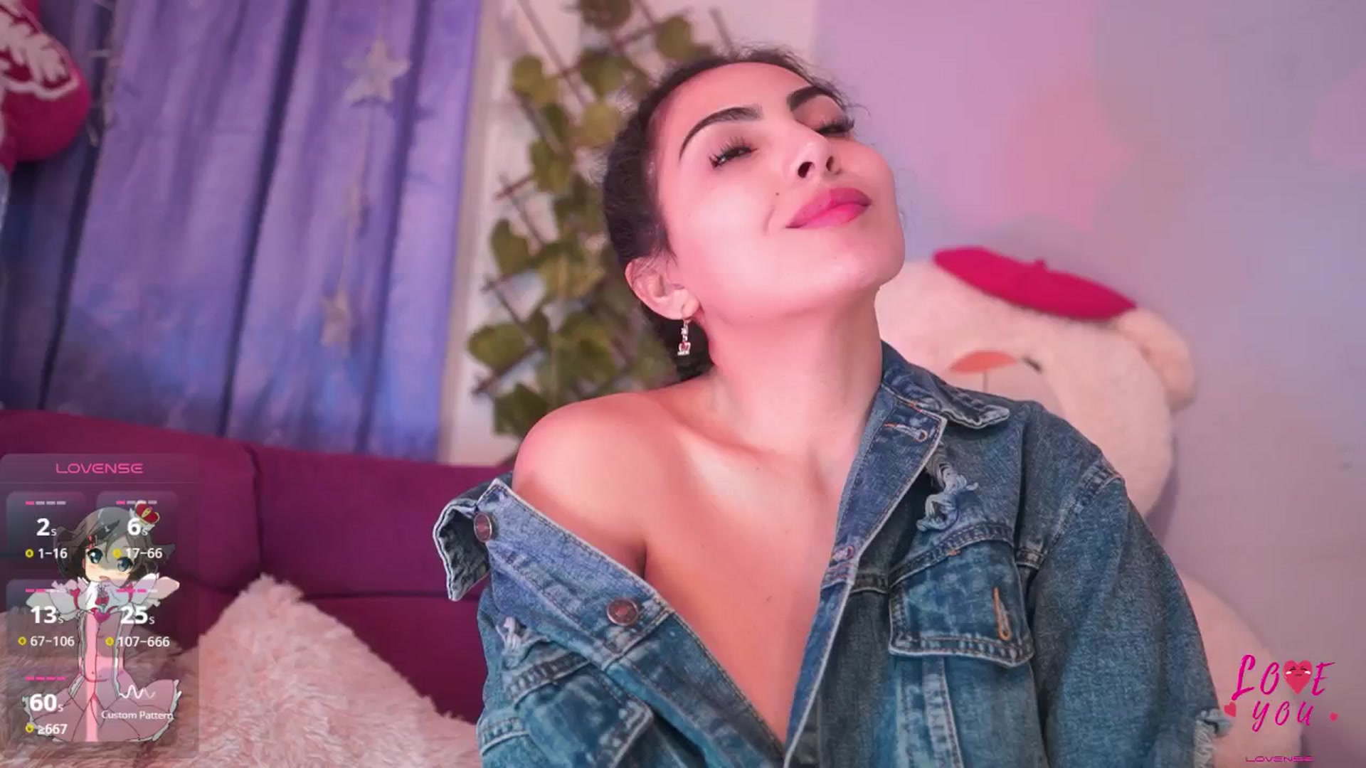Gallery image thumbnail from CARMENVILLA1's myfreecams stream on, 03/02/2025, 07:09 image 19 of 20