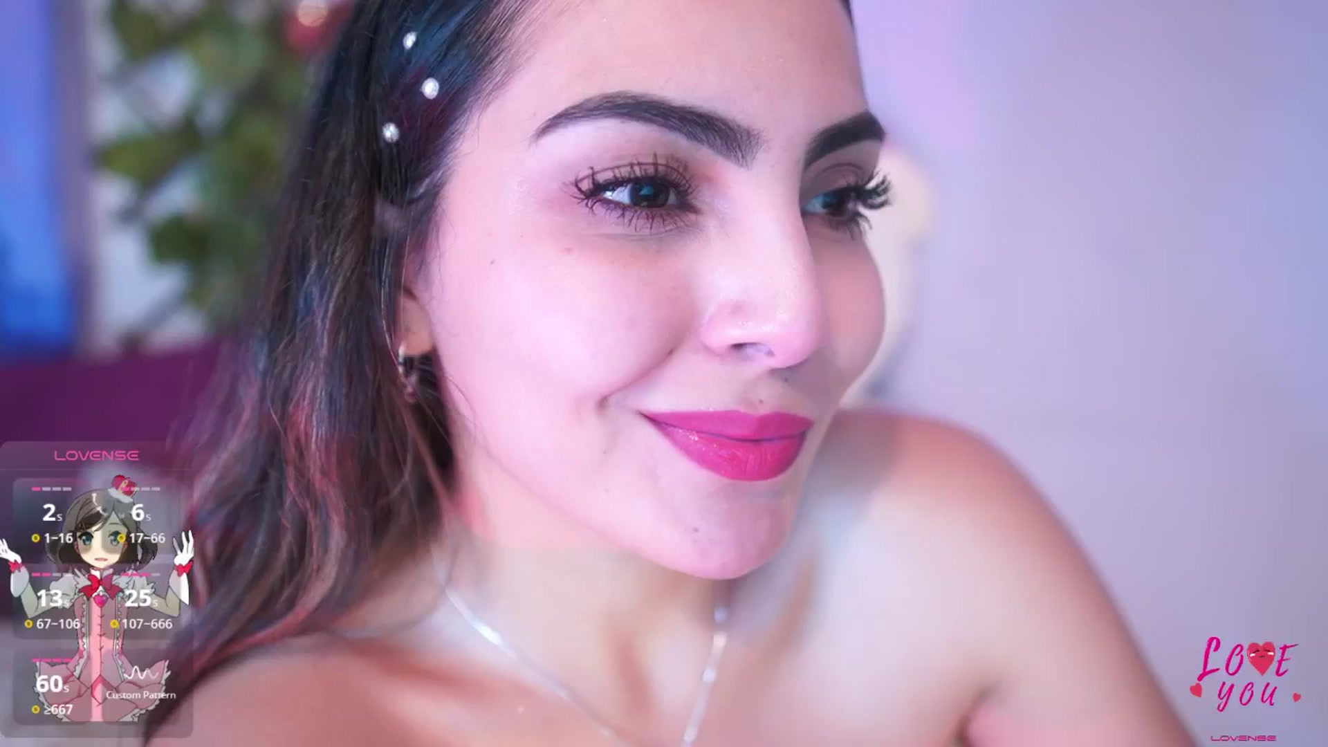 Gallery image thumbnail from CARMENVILLA1's myfreecams stream on, 03/06/2025, 05:35 image 17 of 20