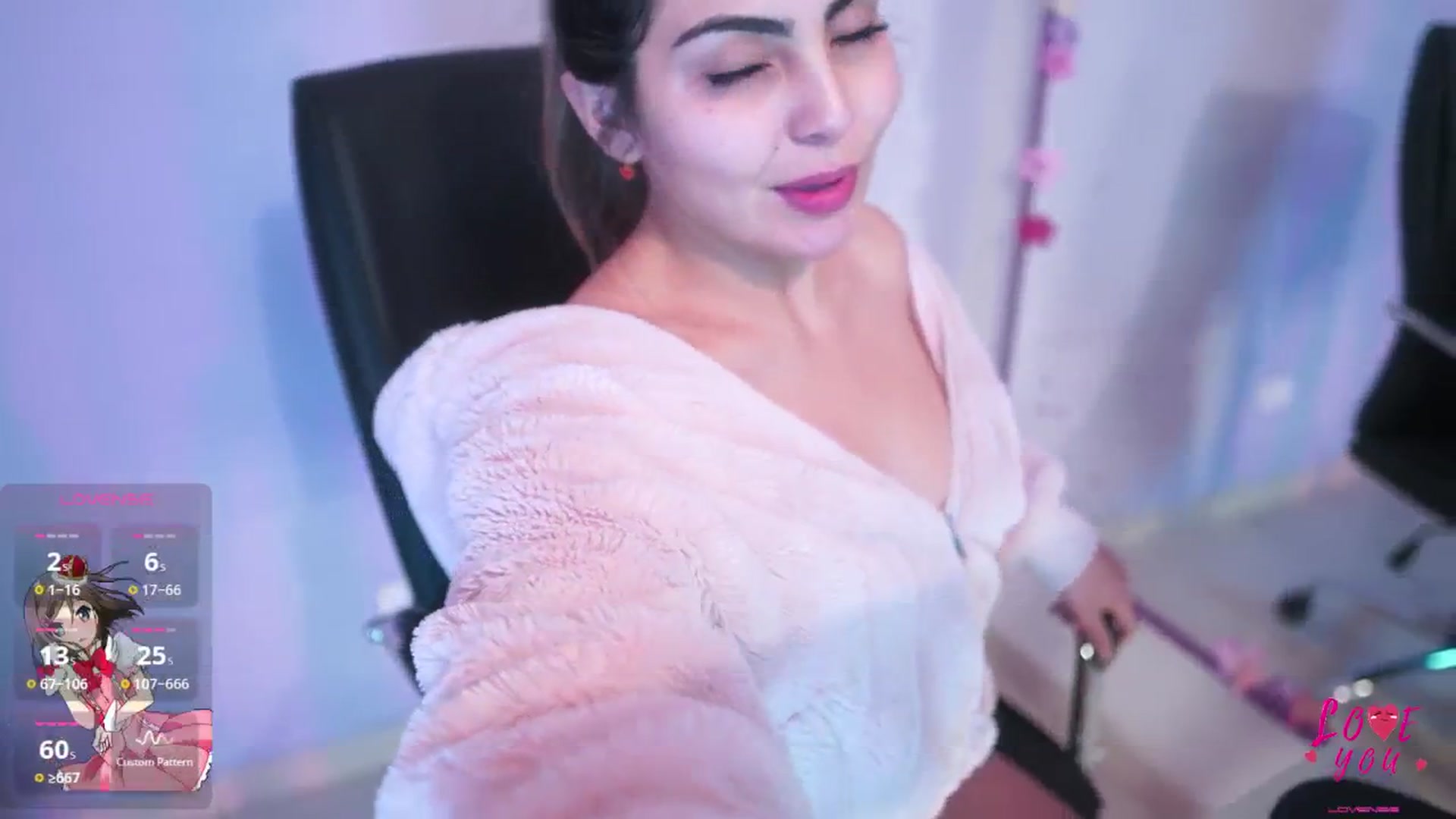 Gallery image thumbnail from CARMENVILLA1's myfreecams stream on, 03/12/2025, 05:52 image 14 of 20