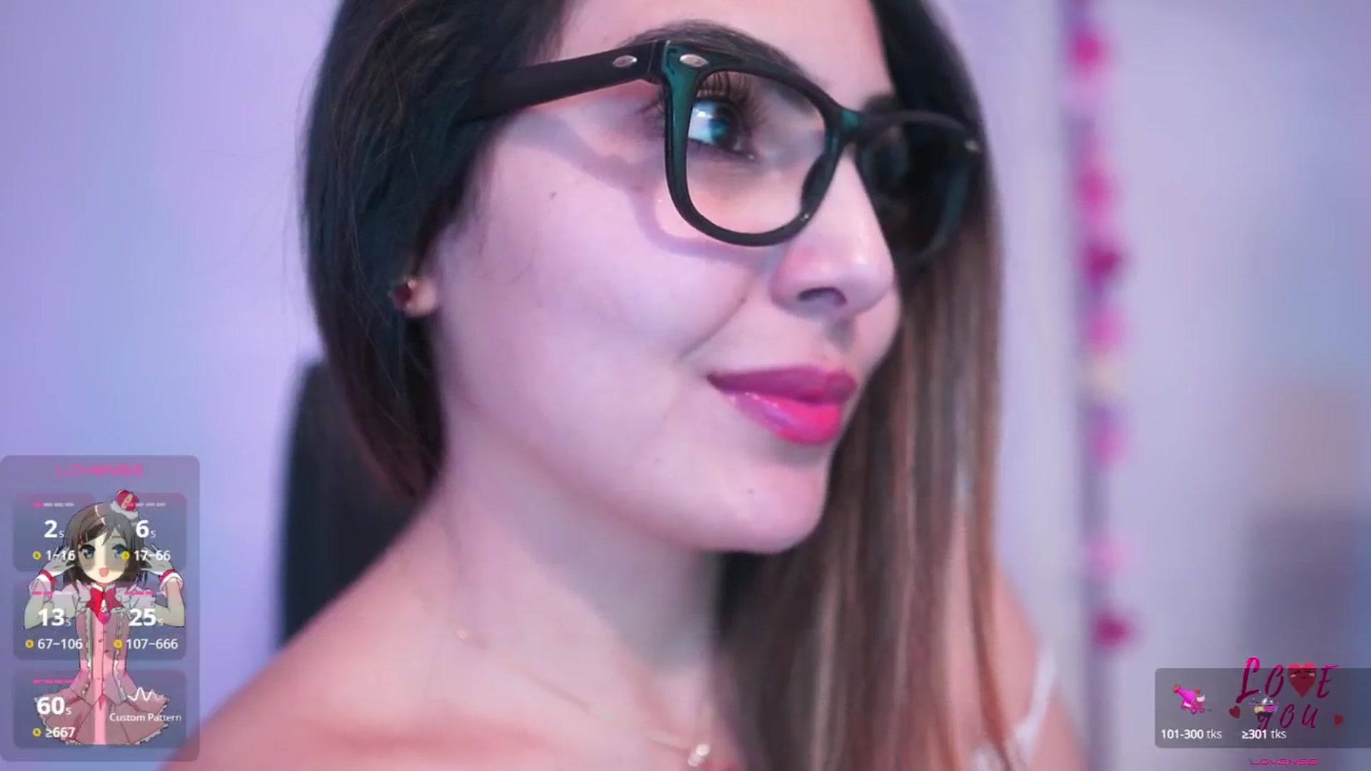 Gallery image thumbnail from CARMENVILLA1's myfreecams stream on, 03/13/2025, 05:50 image 14 of 20