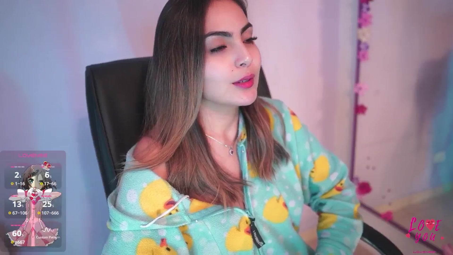 Gallery image thumbnail from CARMENVILLA1's myfreecams stream on, 03/16/2025, 06:32 image 5 of 20