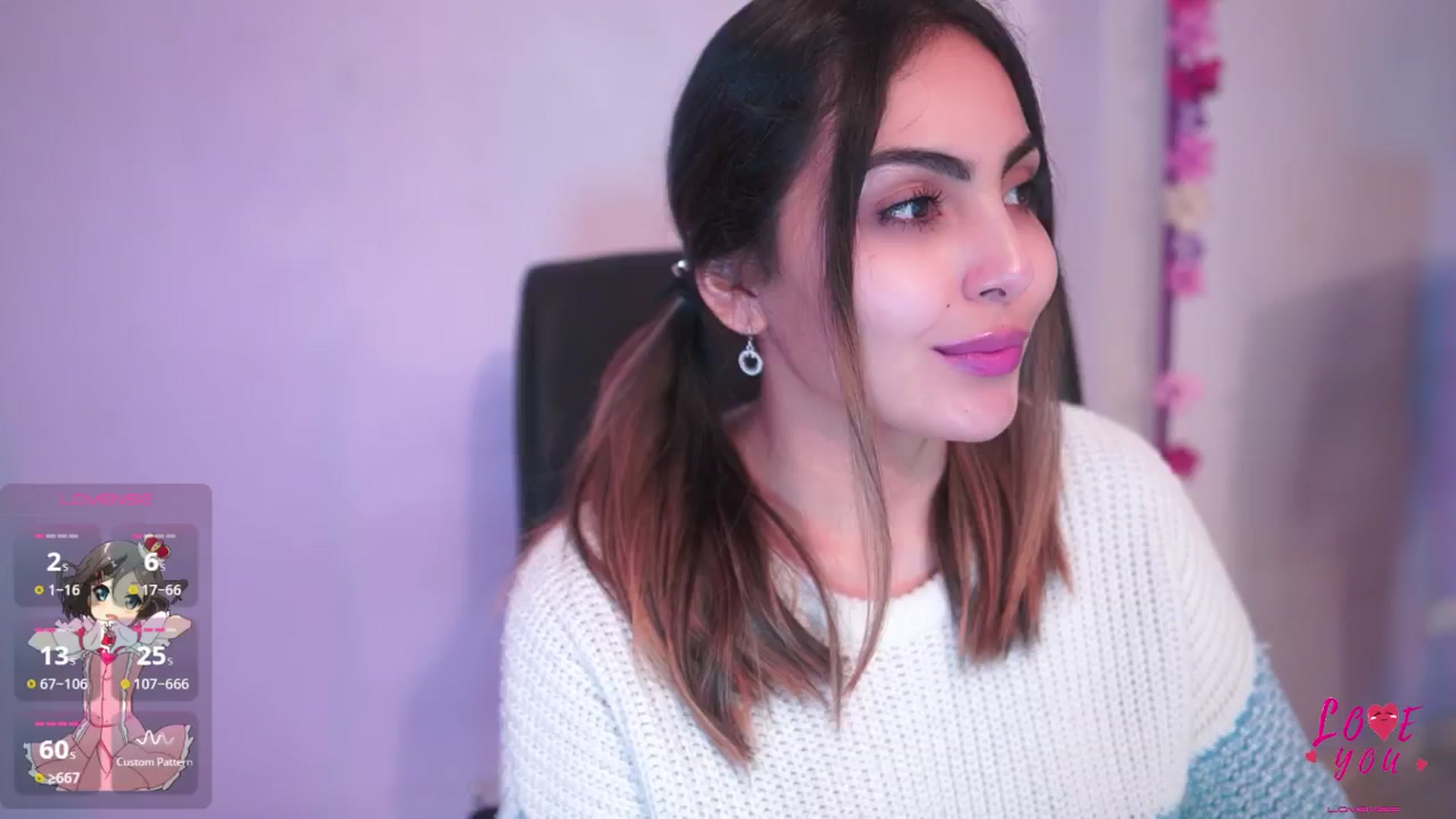 Gallery image thumbnail from CARMENVILLA1's myfreecams stream on, 03/19/2025, 05:53 image 16 of 20