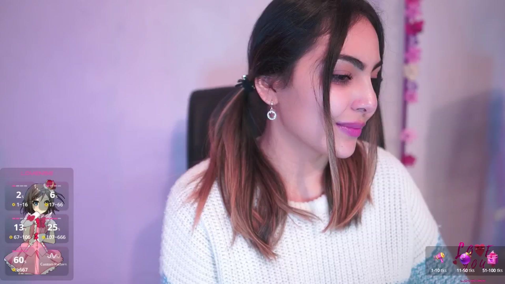 Gallery image thumbnail from CARMENVILLA1's myfreecams stream on, 03/19/2025, 05:53 image 12 of 20