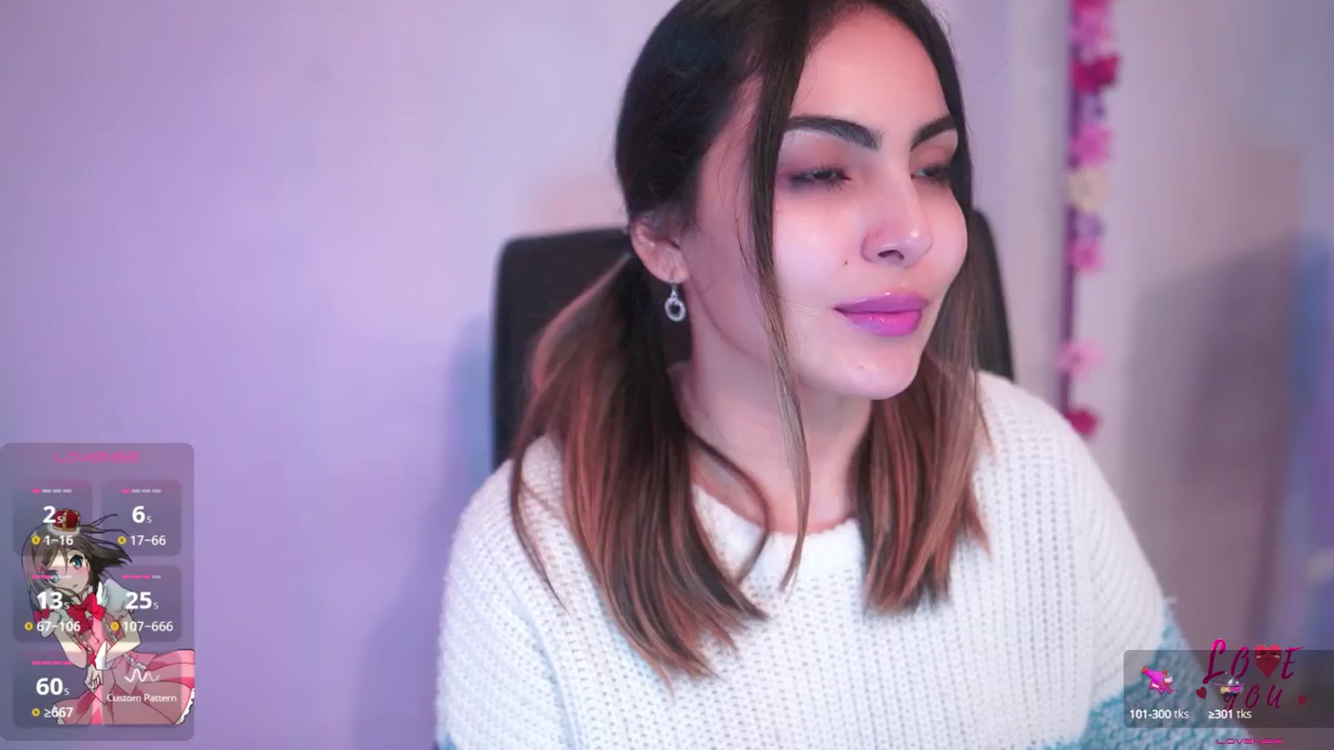 Gallery image thumbnail from CARMENVILLA1's myfreecams stream on, 03/19/2025, 05:53 image 10 of 20