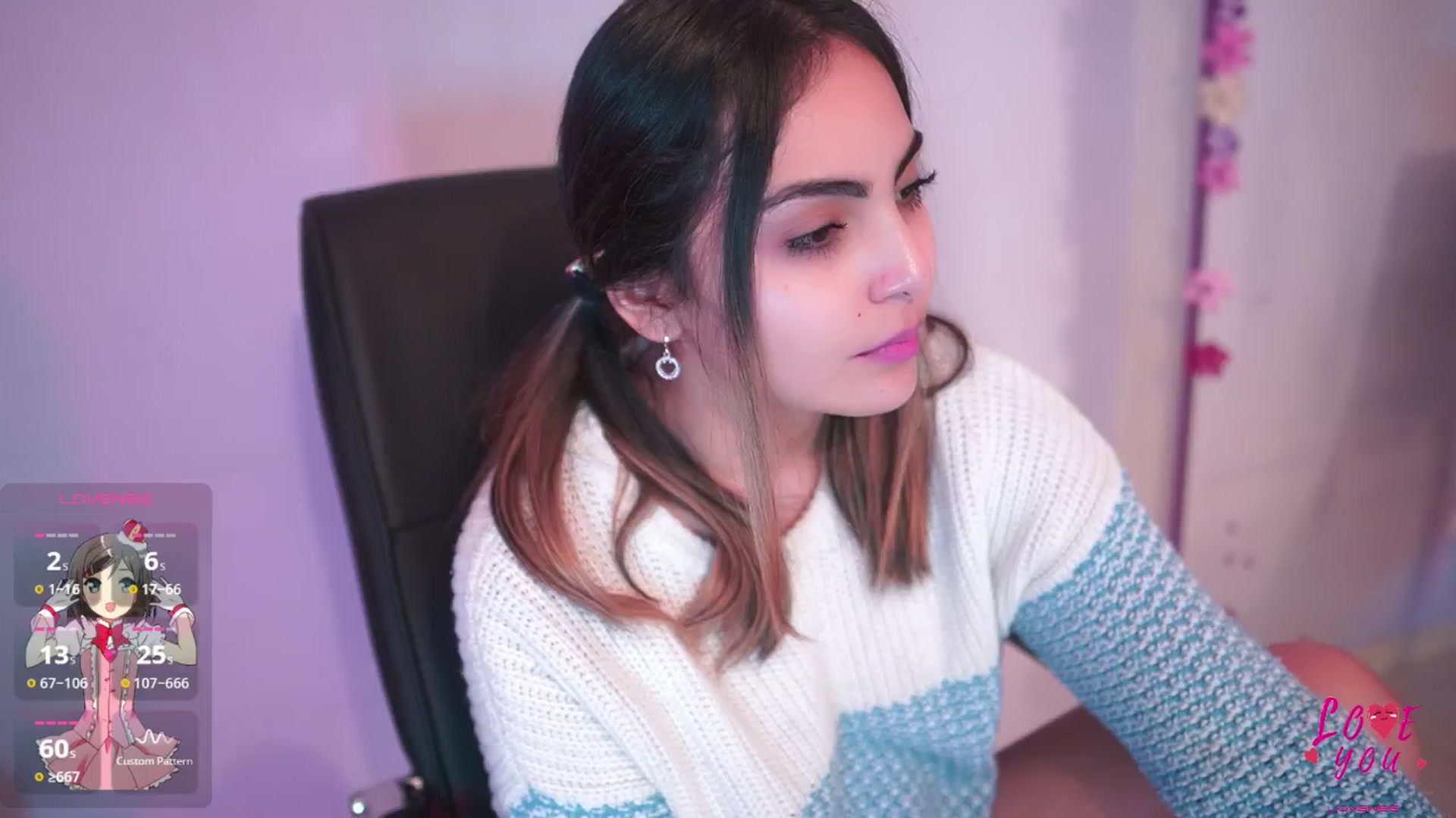Gallery image thumbnail from CARMENVILLA1's myfreecams stream on, 03/19/2025, 06:33 image 10 of 20