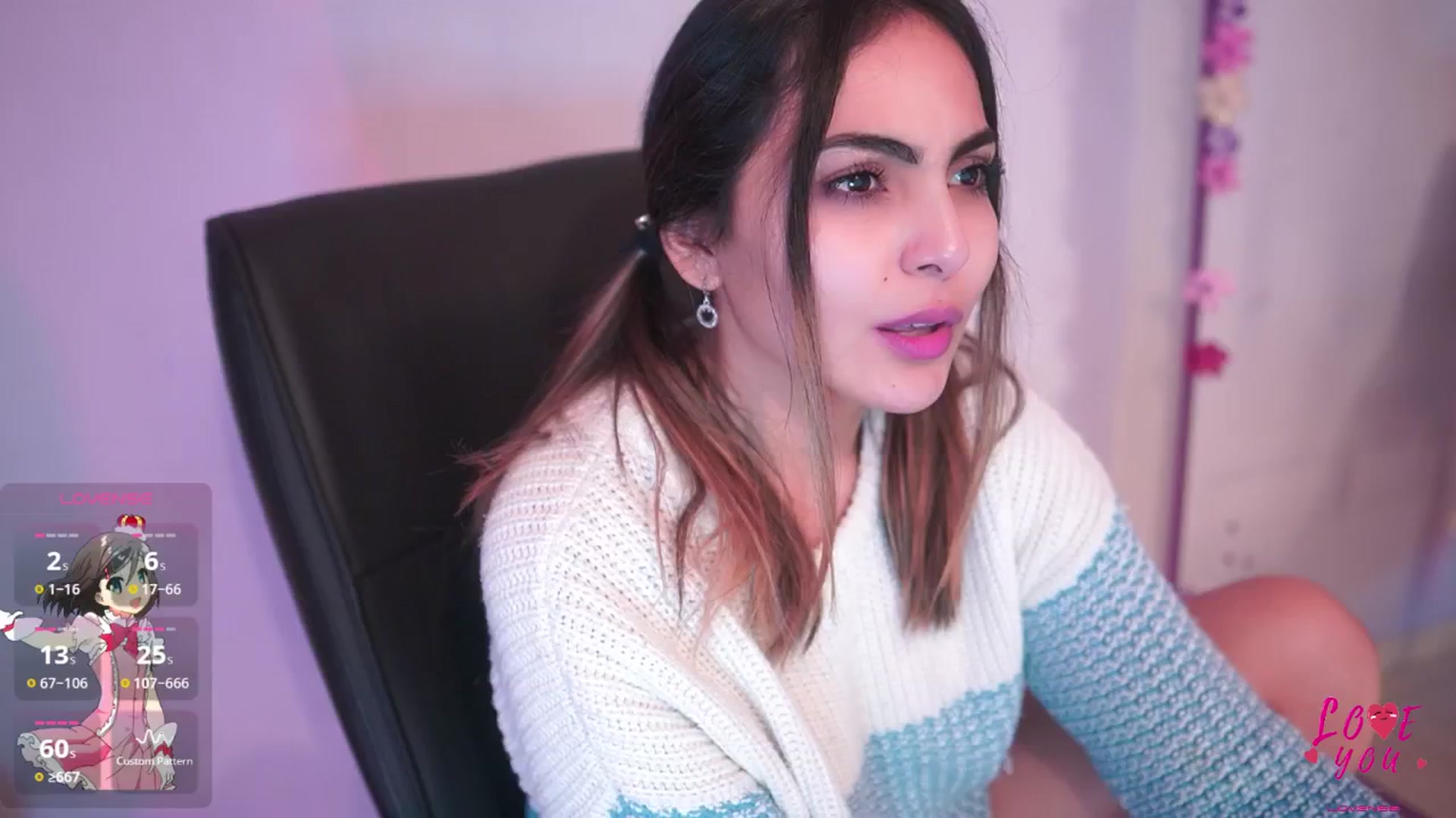 Gallery image thumbnail from CARMENVILLA1's myfreecams stream on, 03/19/2025, 06:33 image 13 of 20