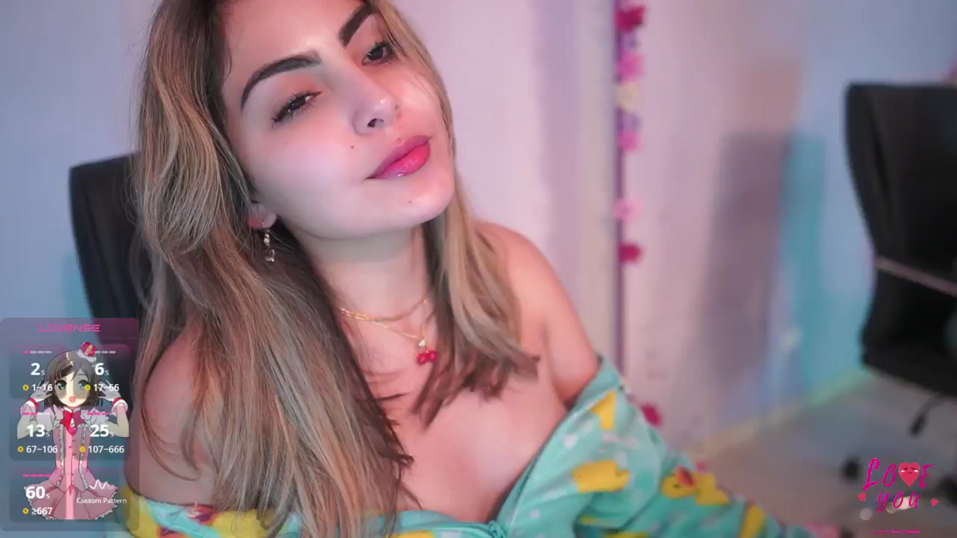 Gallery image thumbnail from CARMENVILLA1's myfreecams stream on, 03/21/2025, 05:24 image 6 of 20