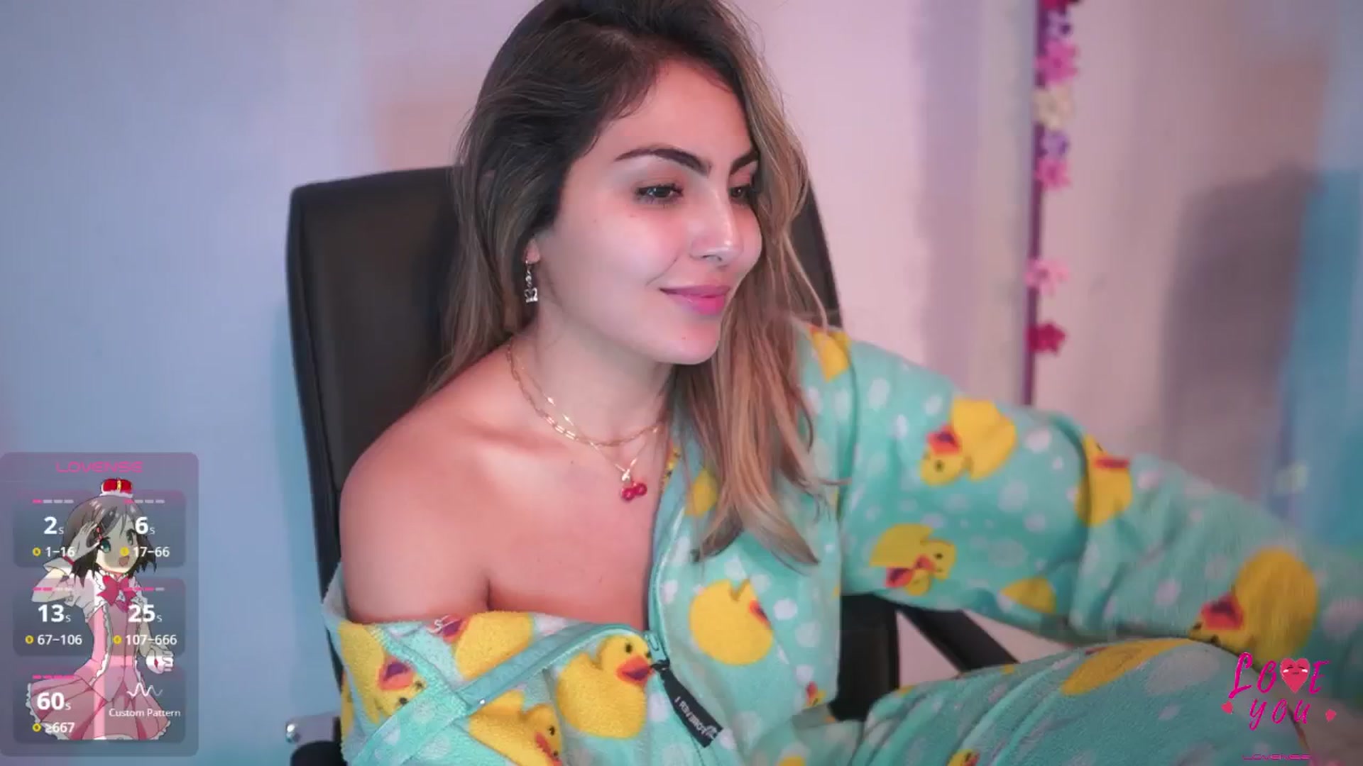 Gallery image thumbnail from CARMENVILLA1's myfreecams stream on, 03/21/2025, 06:09 image 8 of 20