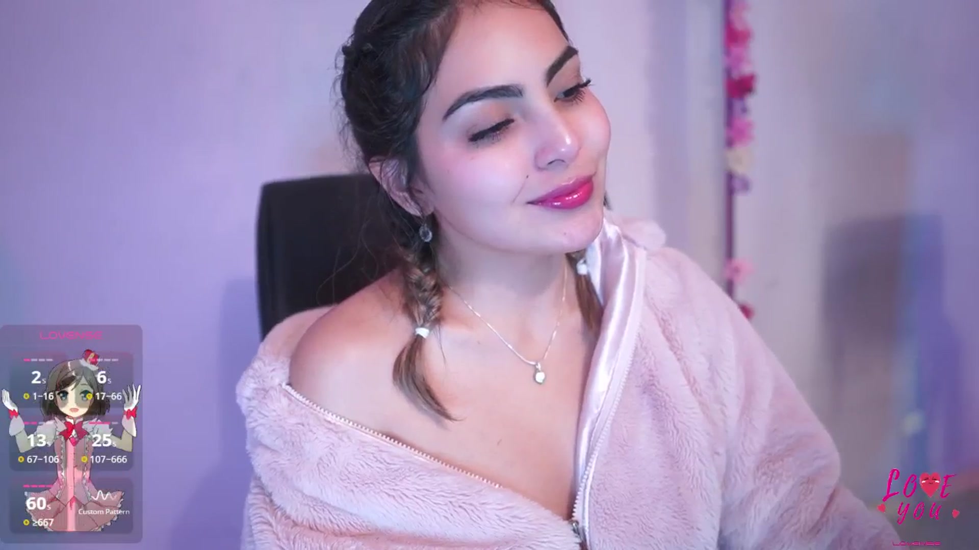 Gallery image thumbnail from CARMENVILLA1's myfreecams stream on, 03/28/2025, 02:40 image 2 of 20