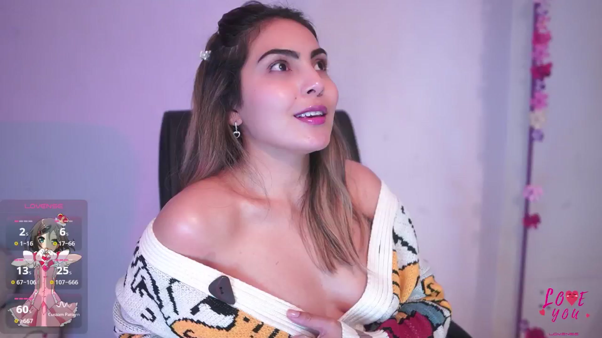 Gallery image thumbnail from CARMENVILLA1's myfreecams stream on, 04/04/2025, 05:29 image 9 of 20