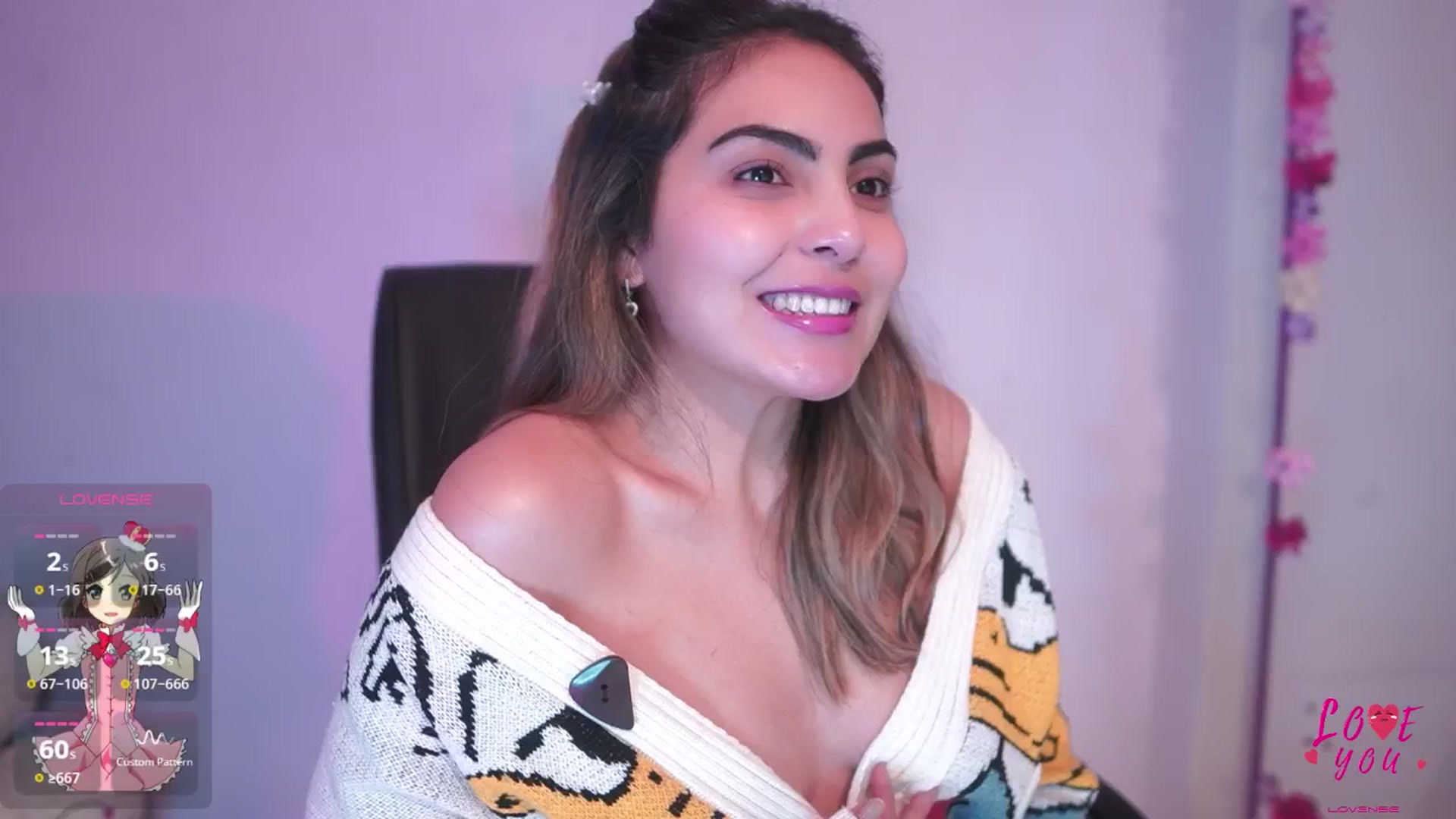 Gallery image thumbnail from CARMENVILLA1's myfreecams stream on, 04/04/2025, 05:29 image 5 of 20