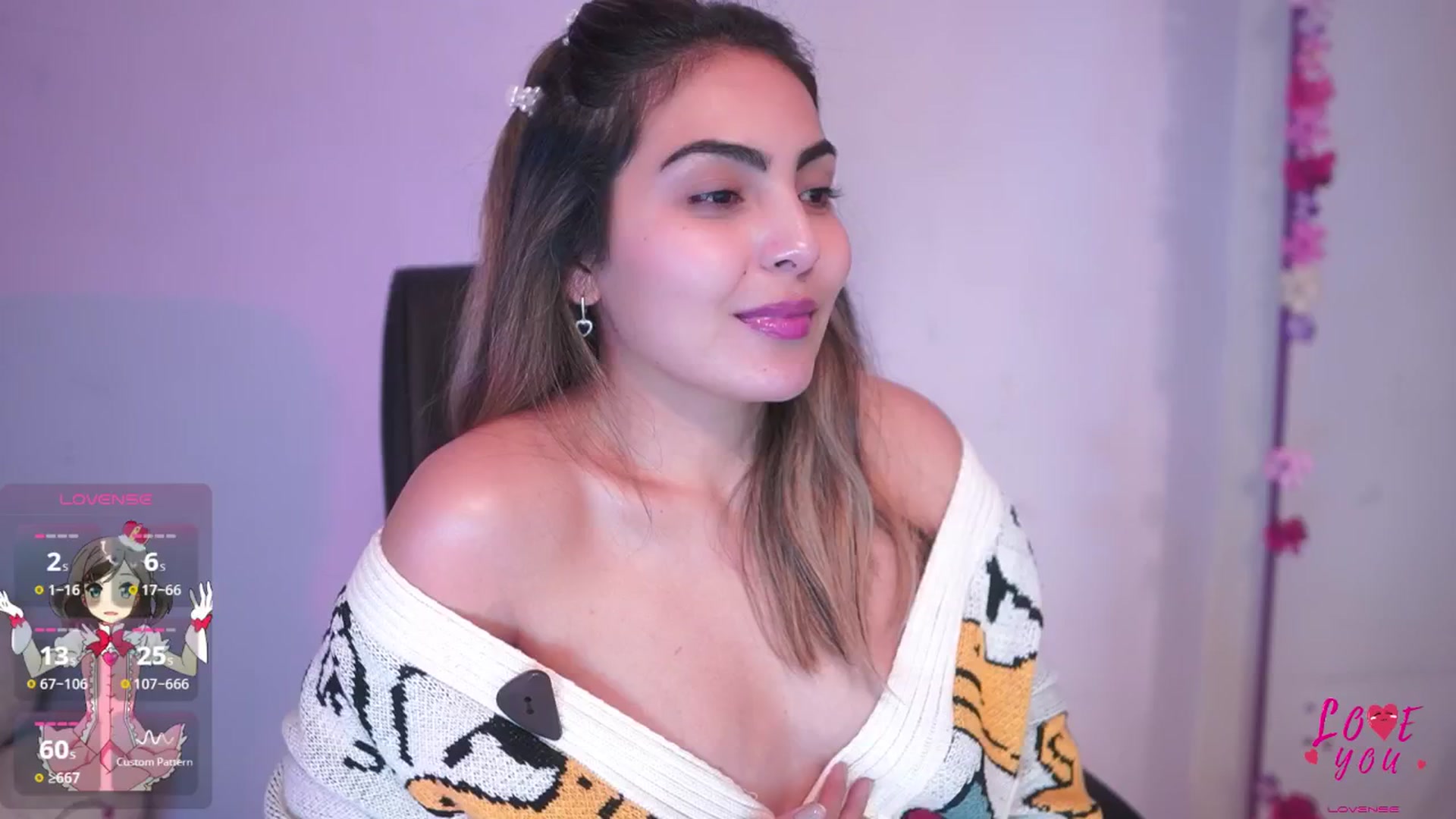 Gallery image thumbnail from CARMENVILLA1's myfreecams stream on, 04/04/2025, 05:29 image 8 of 20