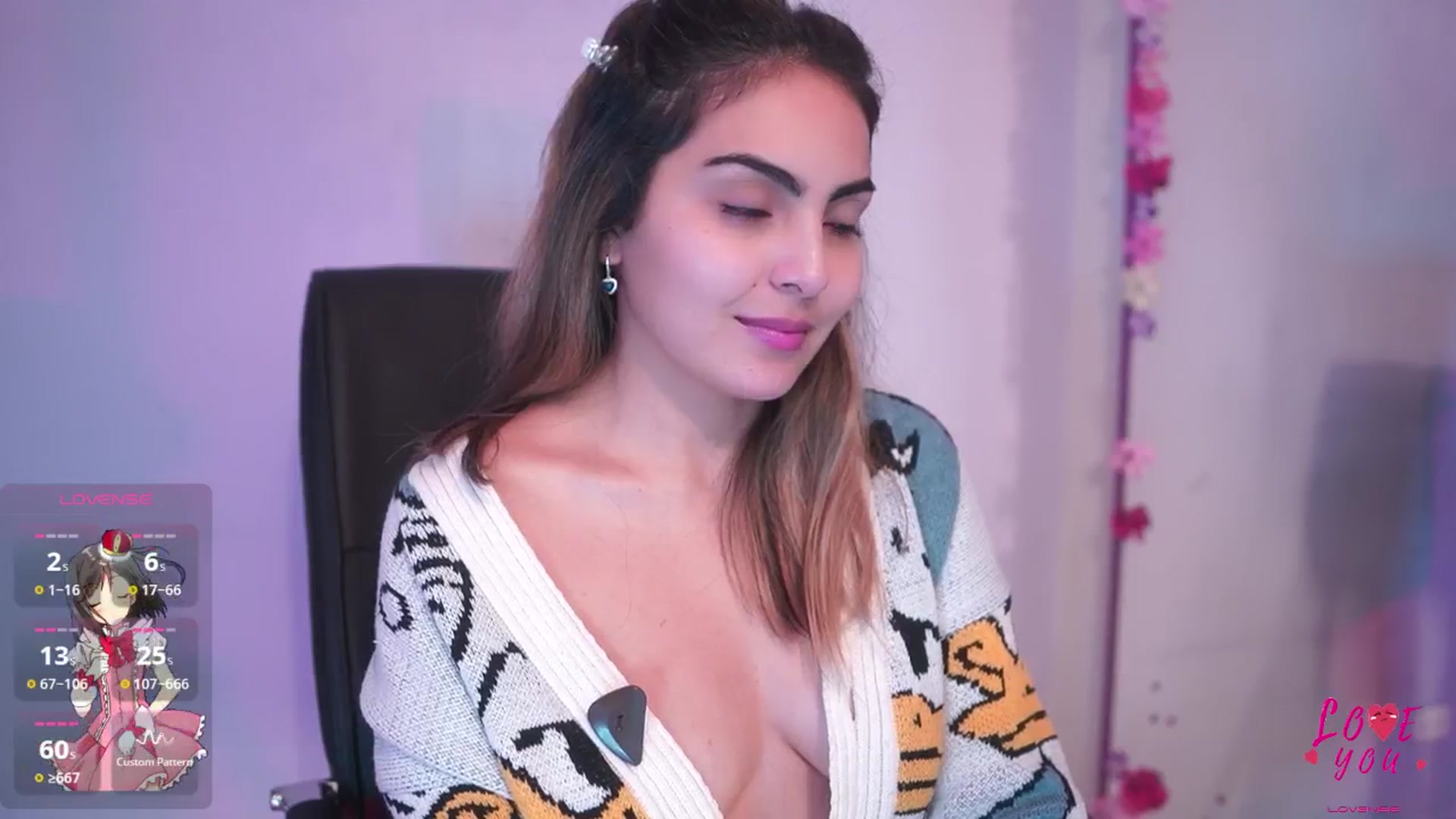 Gallery image thumbnail from CARMENVILLA1's myfreecams stream on, 04/04/2025, 06:40 image 11 of 20