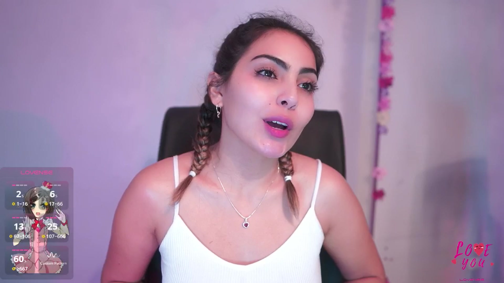 Gallery image thumbnail from CARMENVILLA1's myfreecams stream on, 04/08/2025, 06:36 image 4 of 20