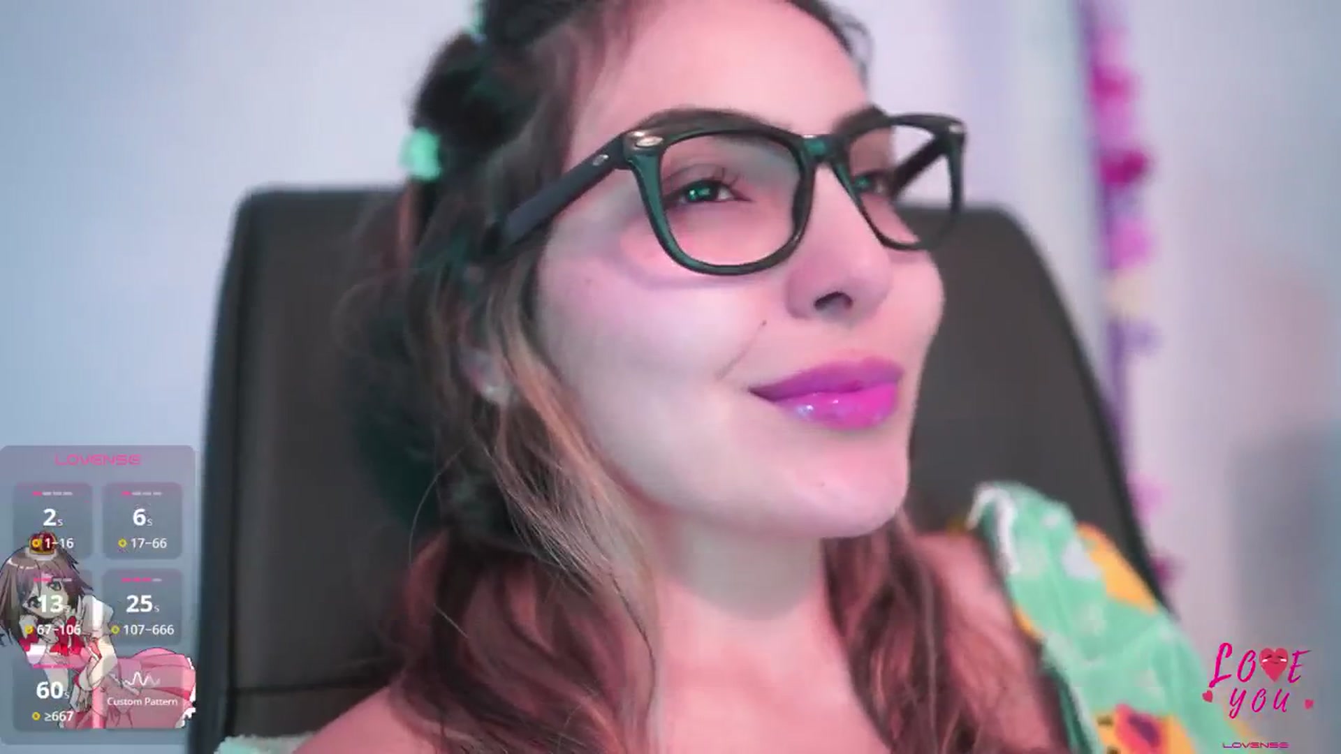 Gallery image thumbnail from CARMENVILLA1's myfreecams stream on, 04/30/2025, 05:43 image 20 of 20