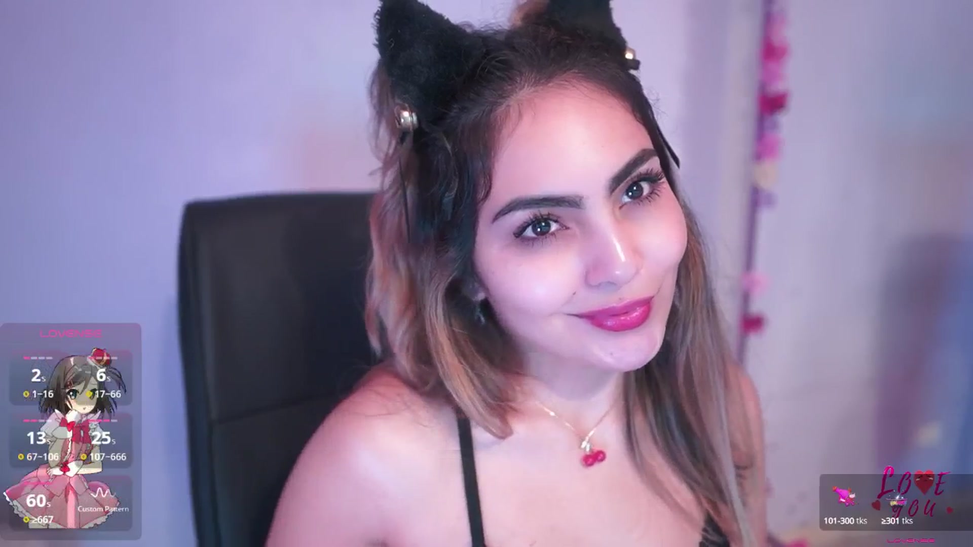 Gallery image thumbnail from CARMENVILLA1's myfreecams stream on, 05/03/2025, 06:30 image 6 of 20