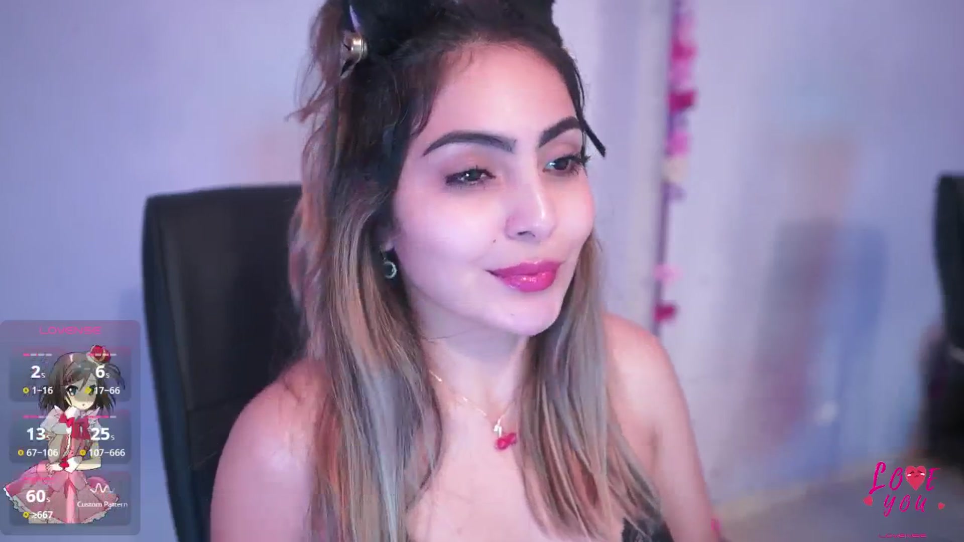 Gallery image thumbnail from CARMENVILLA1's myfreecams stream on, 05/03/2025, 06:30 image 2 of 20