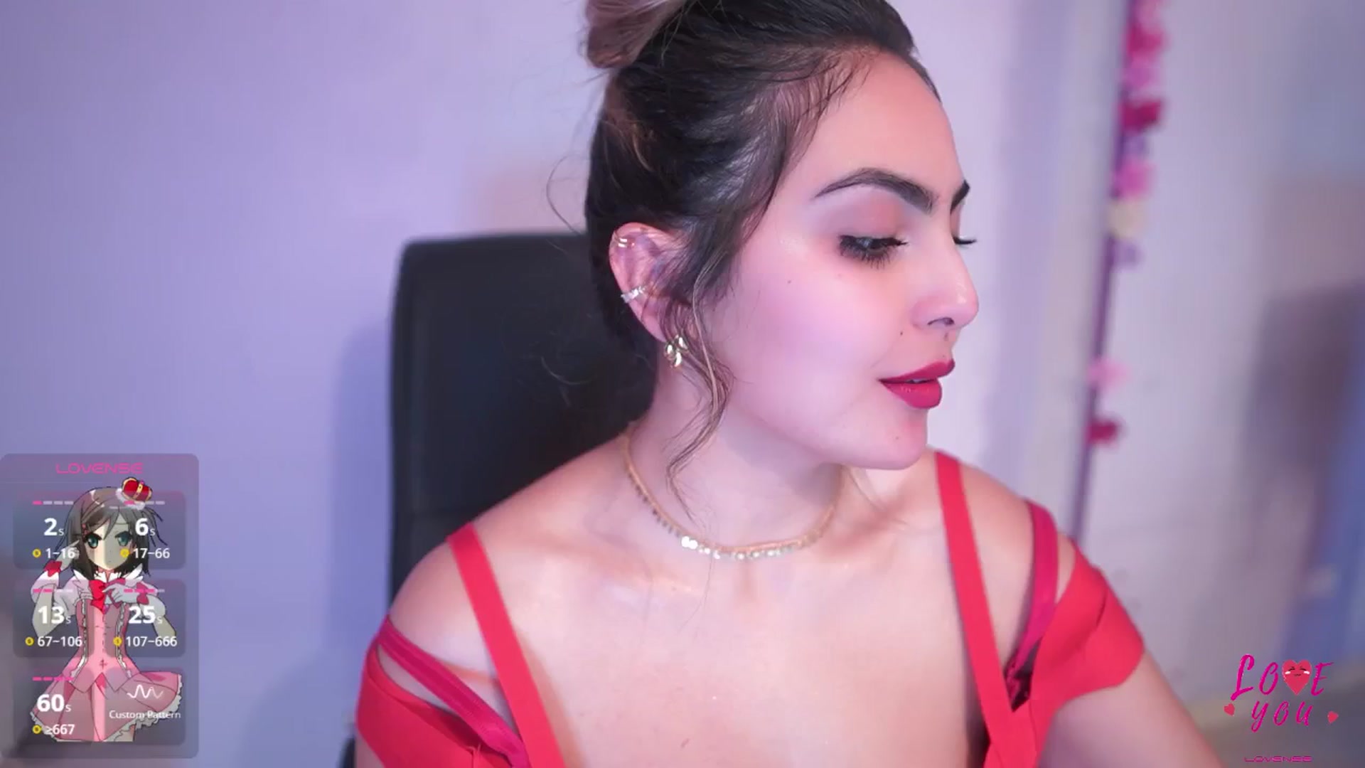 Gallery image thumbnail from CARMENVILLA1's myfreecams stream on, 05/10/2025, 03:44 image 7 of 20