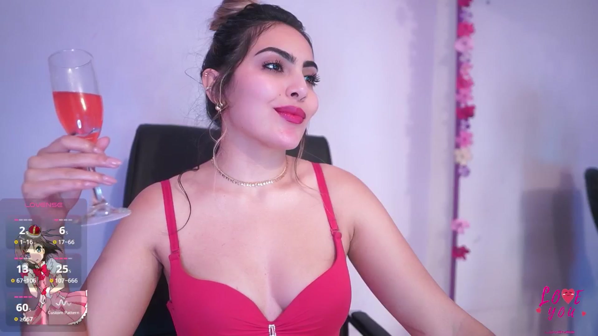 Gallery image thumbnail from CARMENVILLA1's myfreecams stream on, 05/10/2025, 06:11 image 2 of 20
