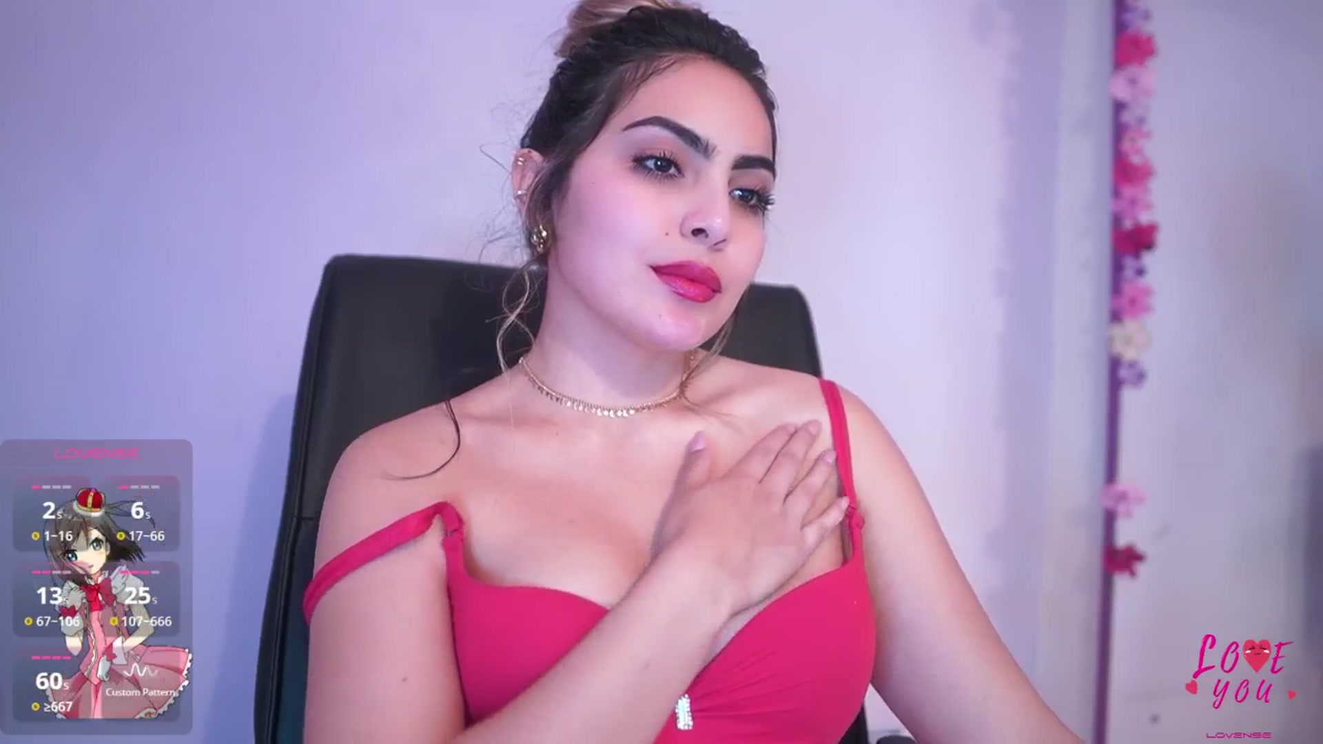 Gallery image thumbnail from CARMENVILLA1's myfreecams stream on, 05/10/2025, 06:11 image 9 of 20