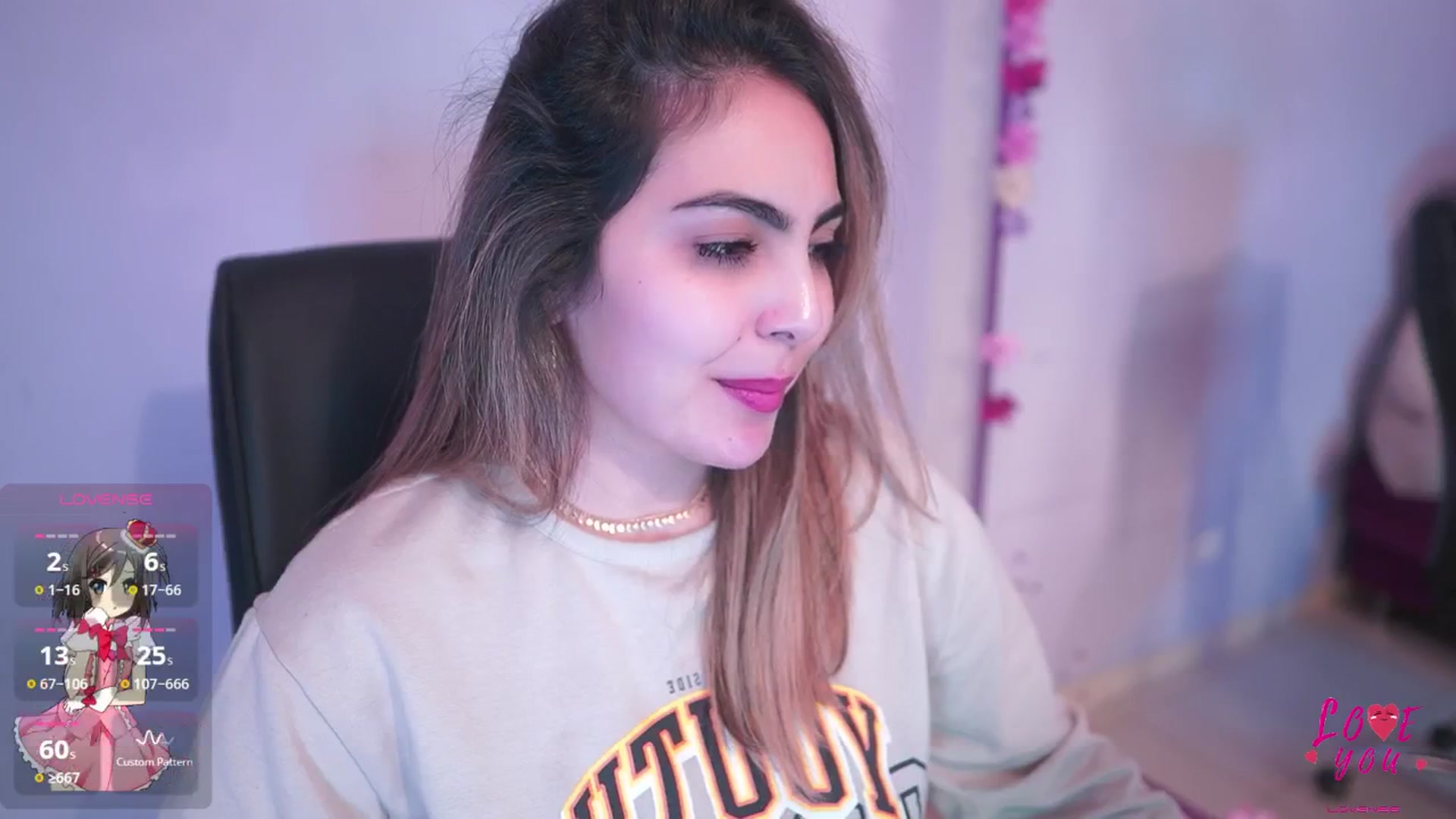 Gallery image thumbnail from CARMENVILLA1's myfreecams stream on, 05/11/2025, 06:29 image 10 of 20