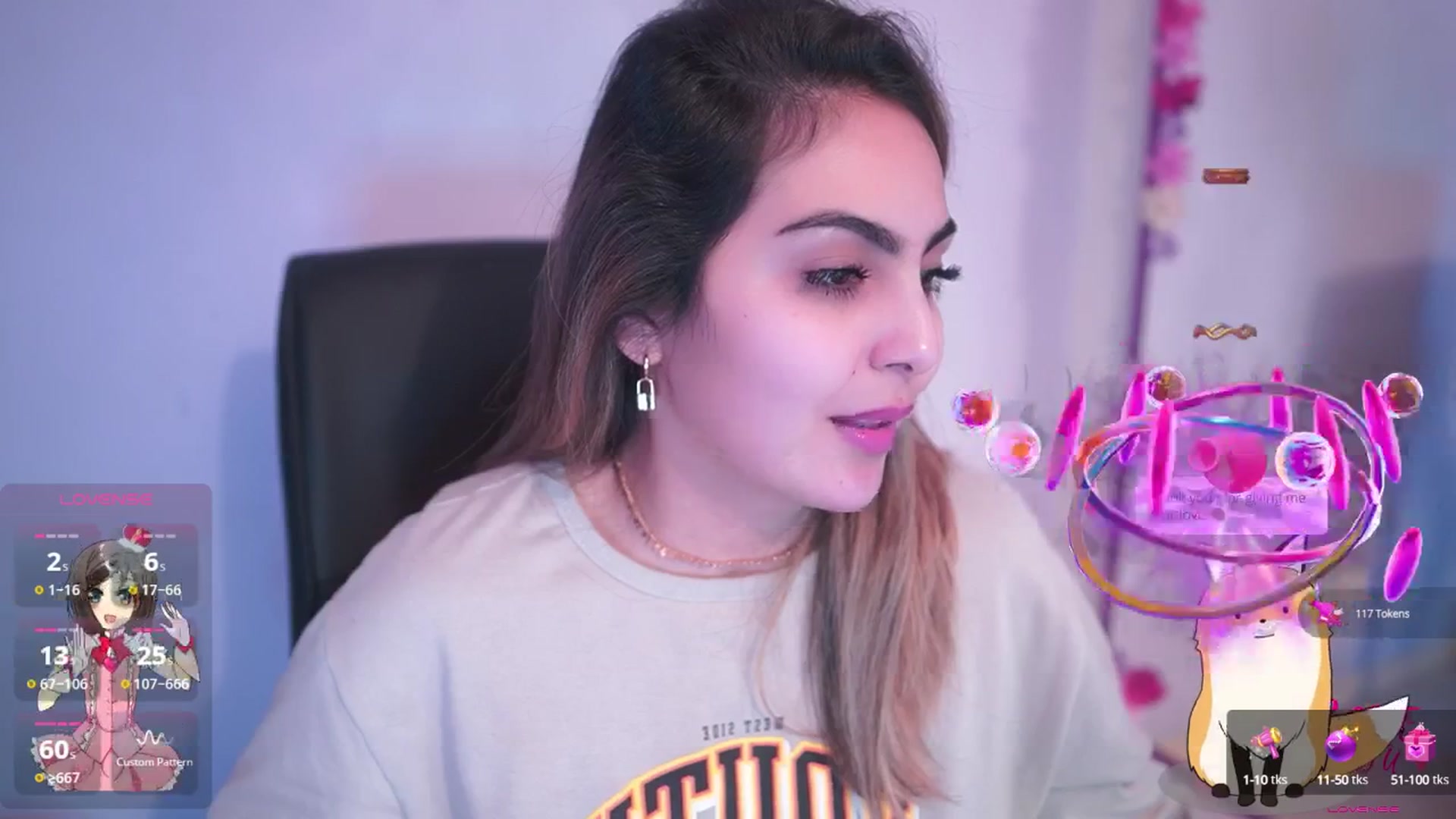 Gallery image thumbnail from CARMENVILLA1's myfreecams stream on, 05/11/2025, 07:22 image 19 of 20