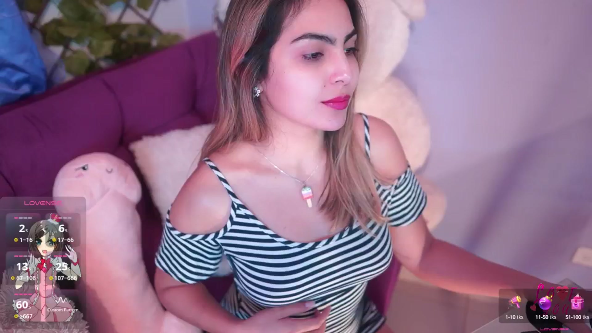 Gallery image thumbnail from CARMENVILLA1's myfreecams stream on, 05/15/2025, 06:36 image 3 of 20