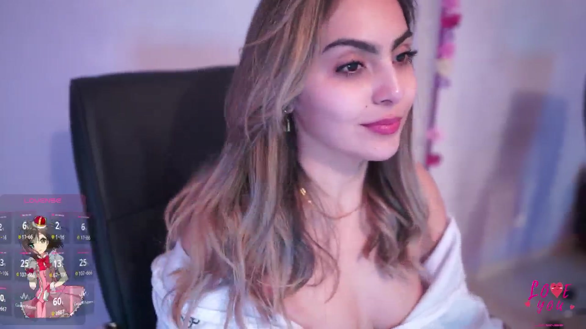 Gallery image thumbnail from CARMENVILLA1's myfreecams stream on, 05/28/2025, 06:36 image 7 of 20