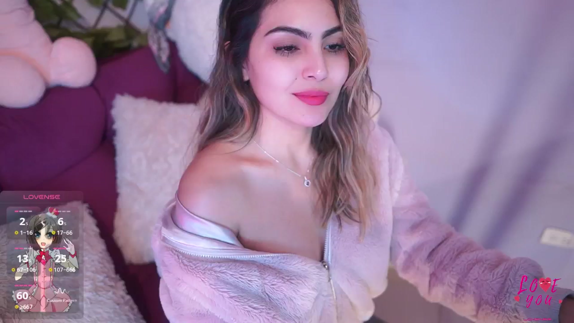 Gallery image thumbnail from CARMENVILLA1's myfreecams stream on, 06/06/2025, 05:29 image 4 of 20