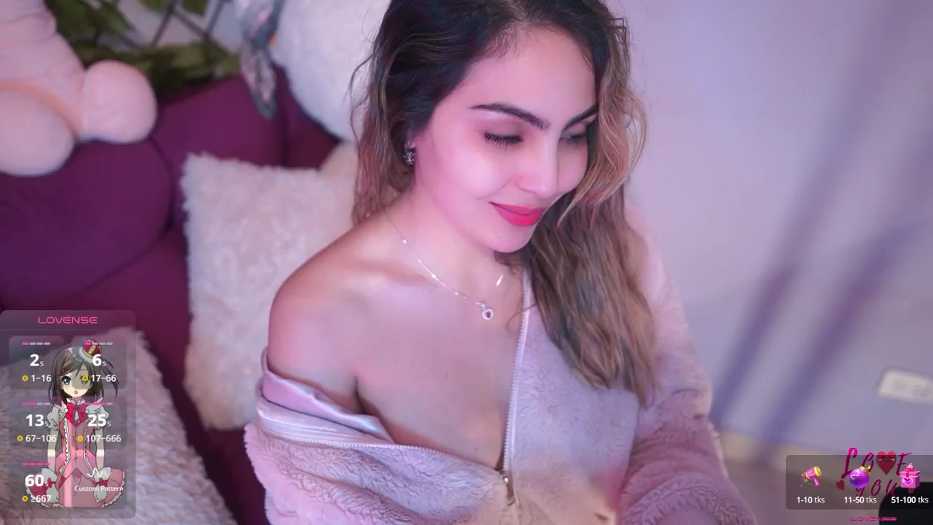 Gallery image thumbnail from CARMENVILLA1's myfreecams stream on, 06/06/2025, 05:29 image 7 of 20