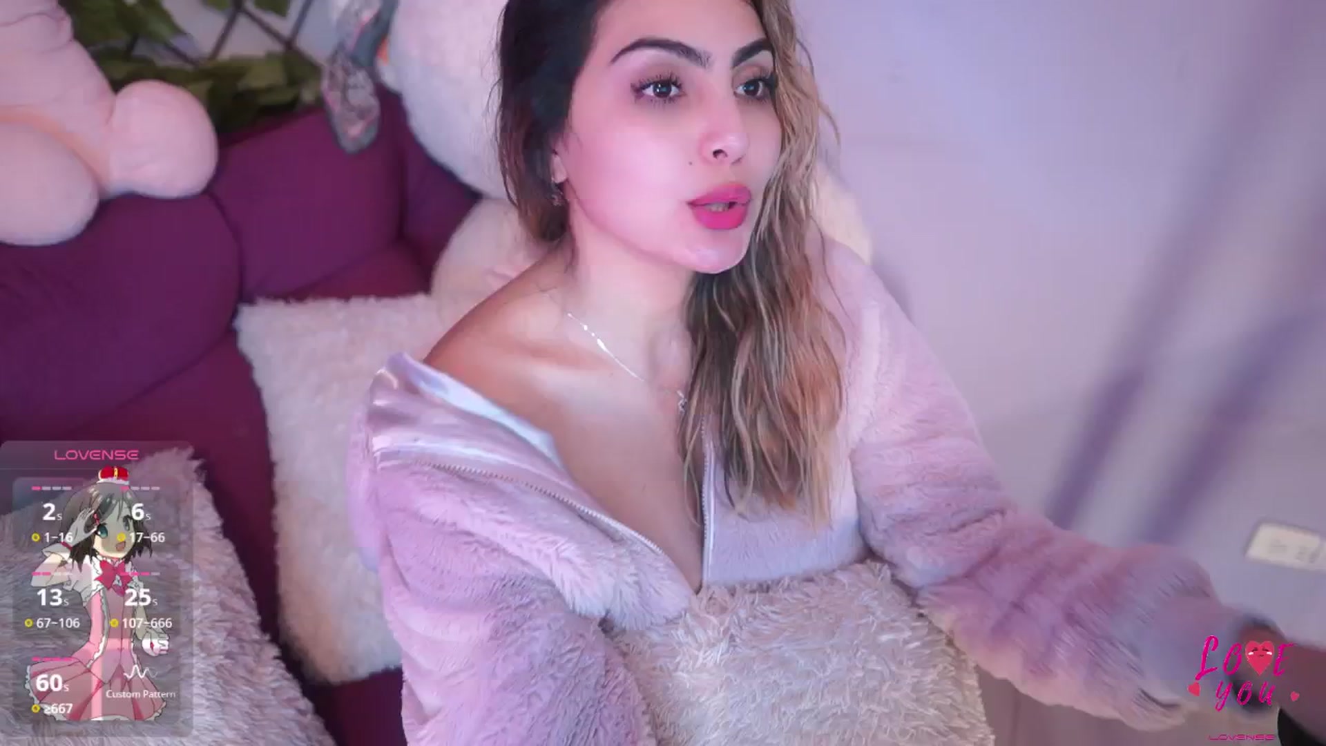 Gallery image thumbnail from CARMENVILLA1's myfreecams stream on, 06/06/2025, 06:05 image 12 of 20