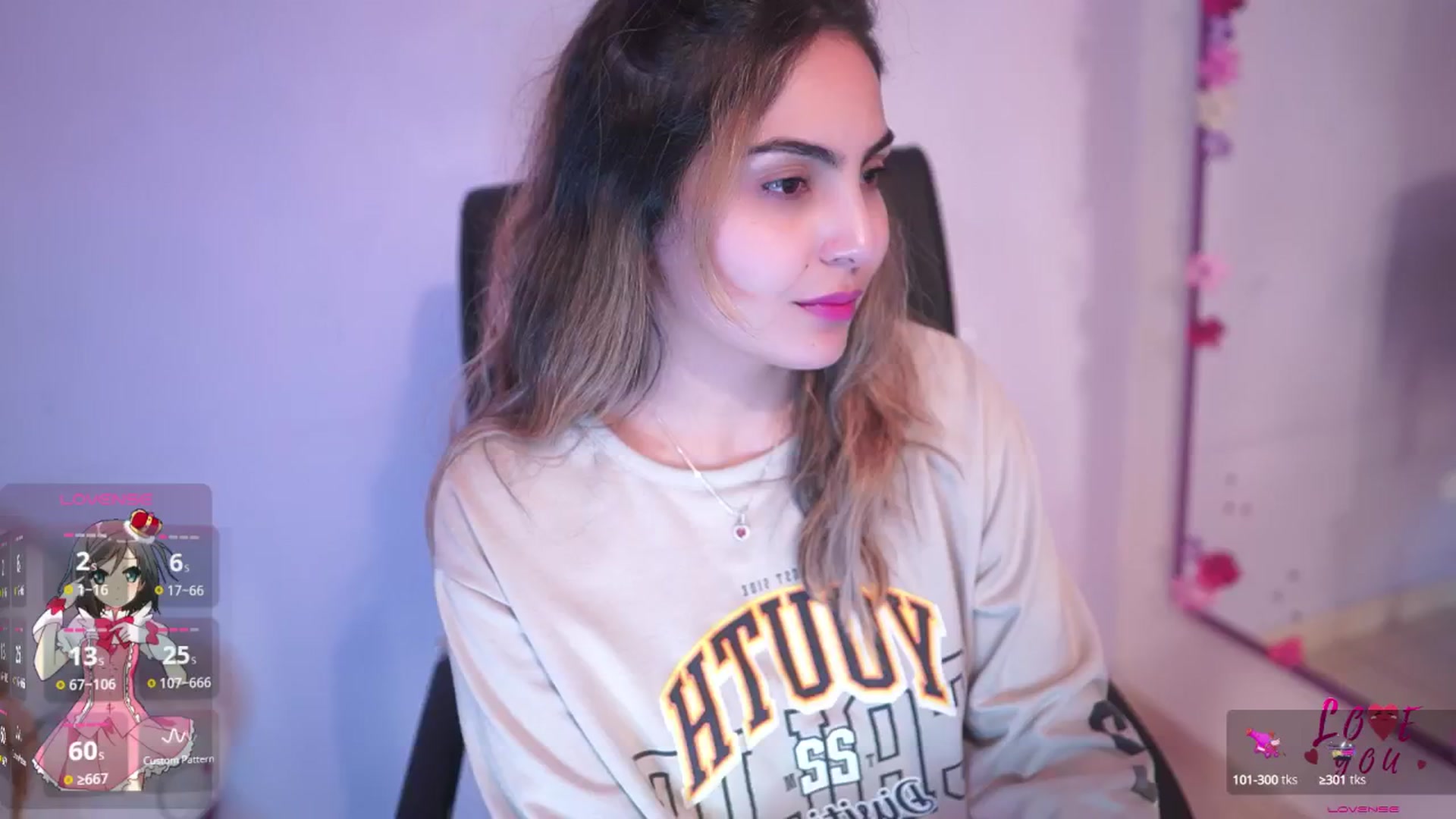 Gallery image thumbnail from CARMENVILLA1's myfreecams stream on, 06/07/2025, 07:44 image 3 of 20