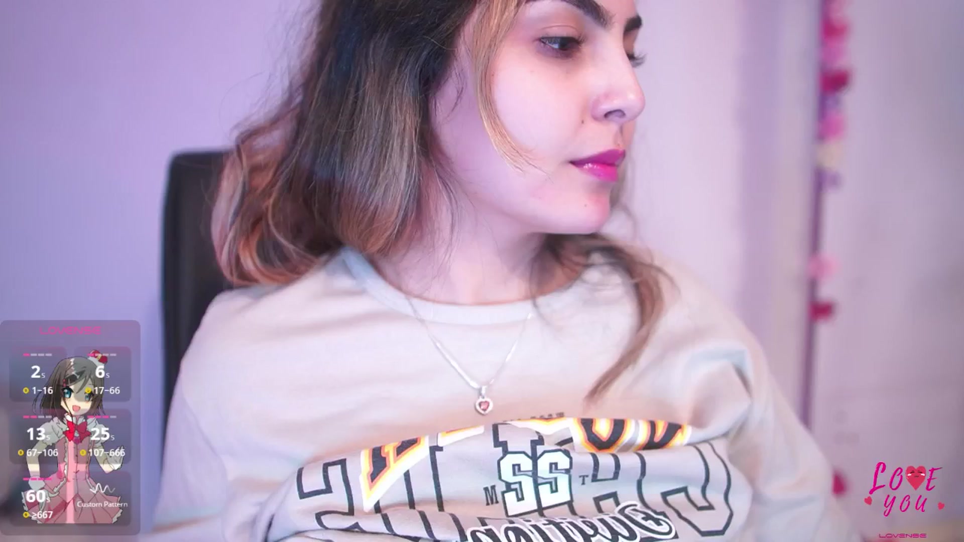 Gallery image thumbnail from CARMENVILLA1's myfreecams stream on, 06/07/2025, 08:14 image 7 of 20