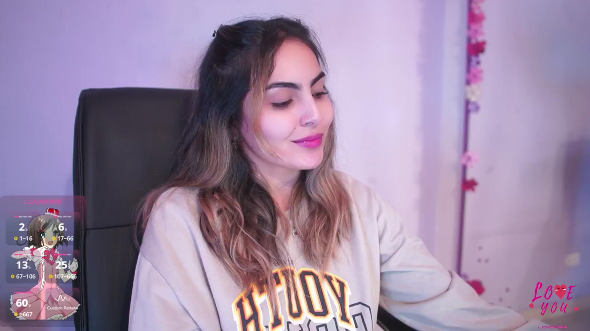 Gallery image thumbnail from CARMENVILLA1's myfreecams stream on, 06/07/2025, 08:14 image 16 of 20