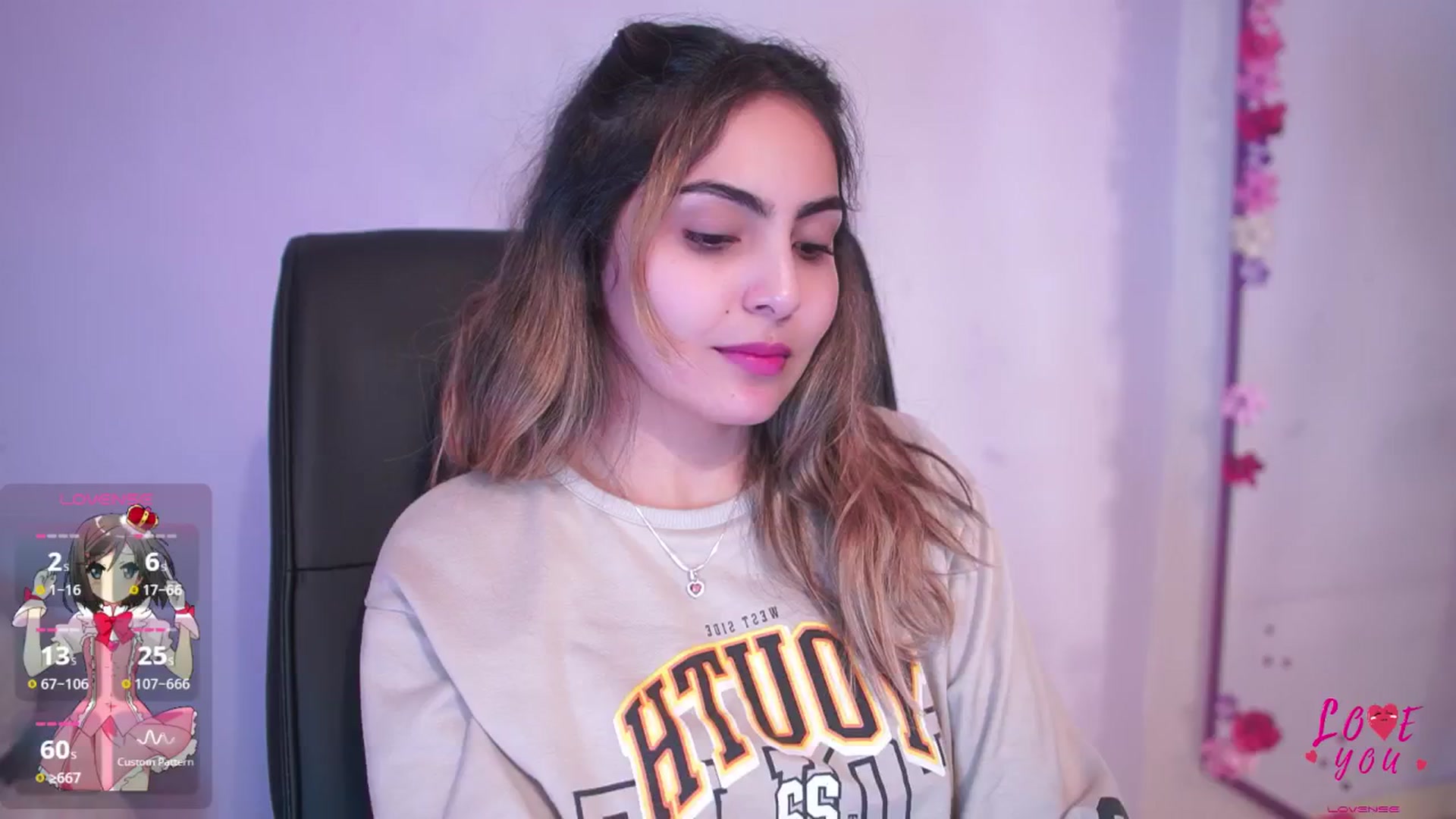 Gallery image thumbnail from CARMENVILLA1's myfreecams stream on, 06/07/2025, 08:14 image 8 of 20
