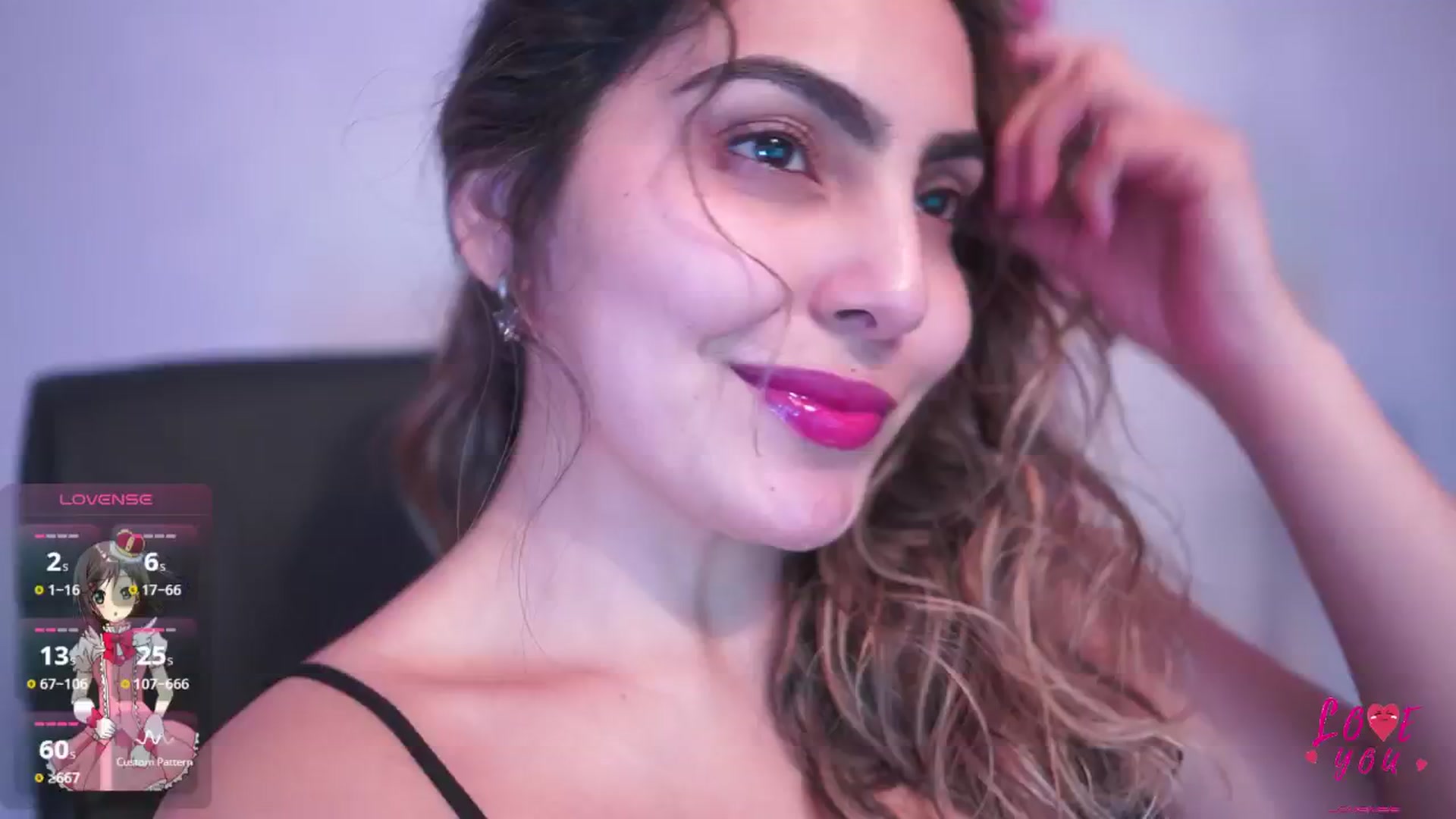 Gallery image thumbnail from CARMENVILLA1's myfreecams stream on, 06/10/2025, 06:23 image 3 of 20