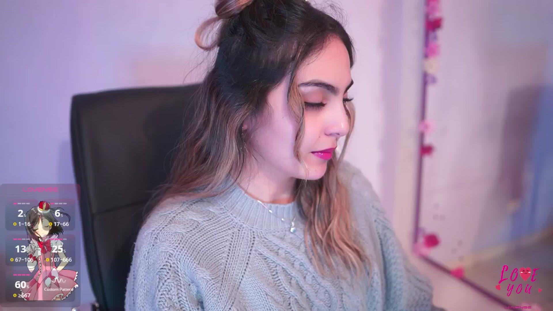 Gallery image thumbnail from CARMENVILLA1's myfreecams stream on, 06/15/2025, 05:08 image 1 of 20