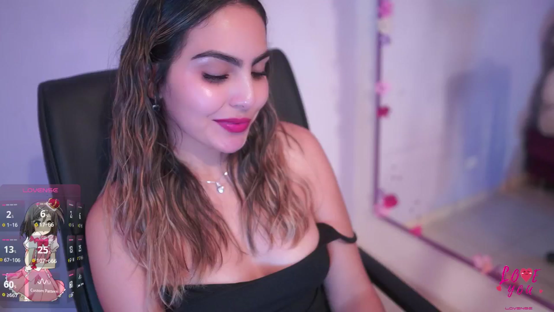 Gallery image thumbnail from CARMENVILLA1's myfreecams stream on, 06/18/2025, 07:26 image 10 of 20