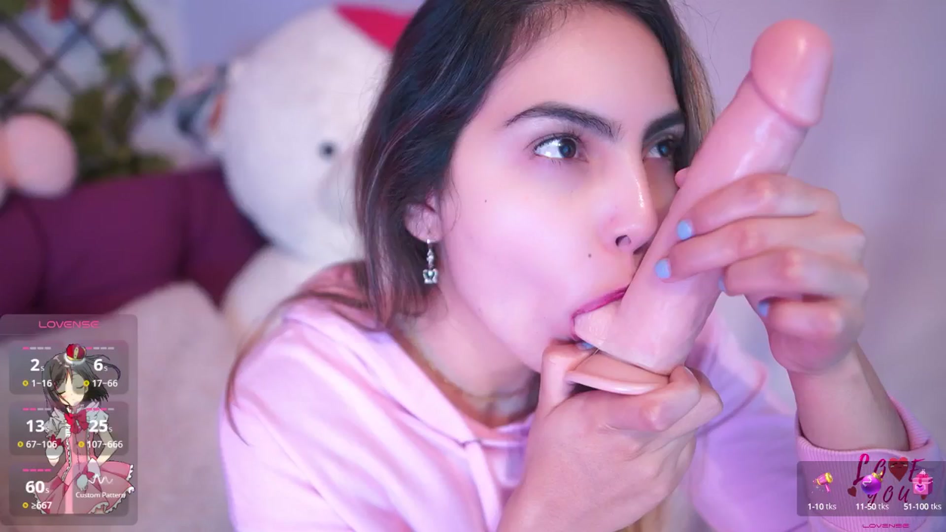 Gallery image thumbnail from CARMENVILLA1's myfreecams stream on, 06/23/2025, 05:47 image 16 of 20