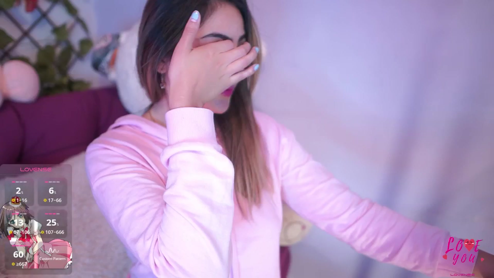 Gallery image thumbnail from CARMENVILLA1's myfreecams stream on, 06/23/2025, 05:47 image 14 of 20