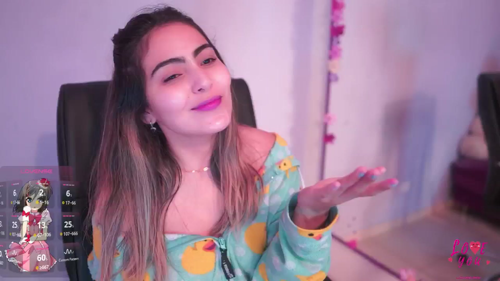 Gallery image thumbnail from CARMENVILLA1's myfreecams stream on, 07/01/2025, 05:31 image 9 of 20