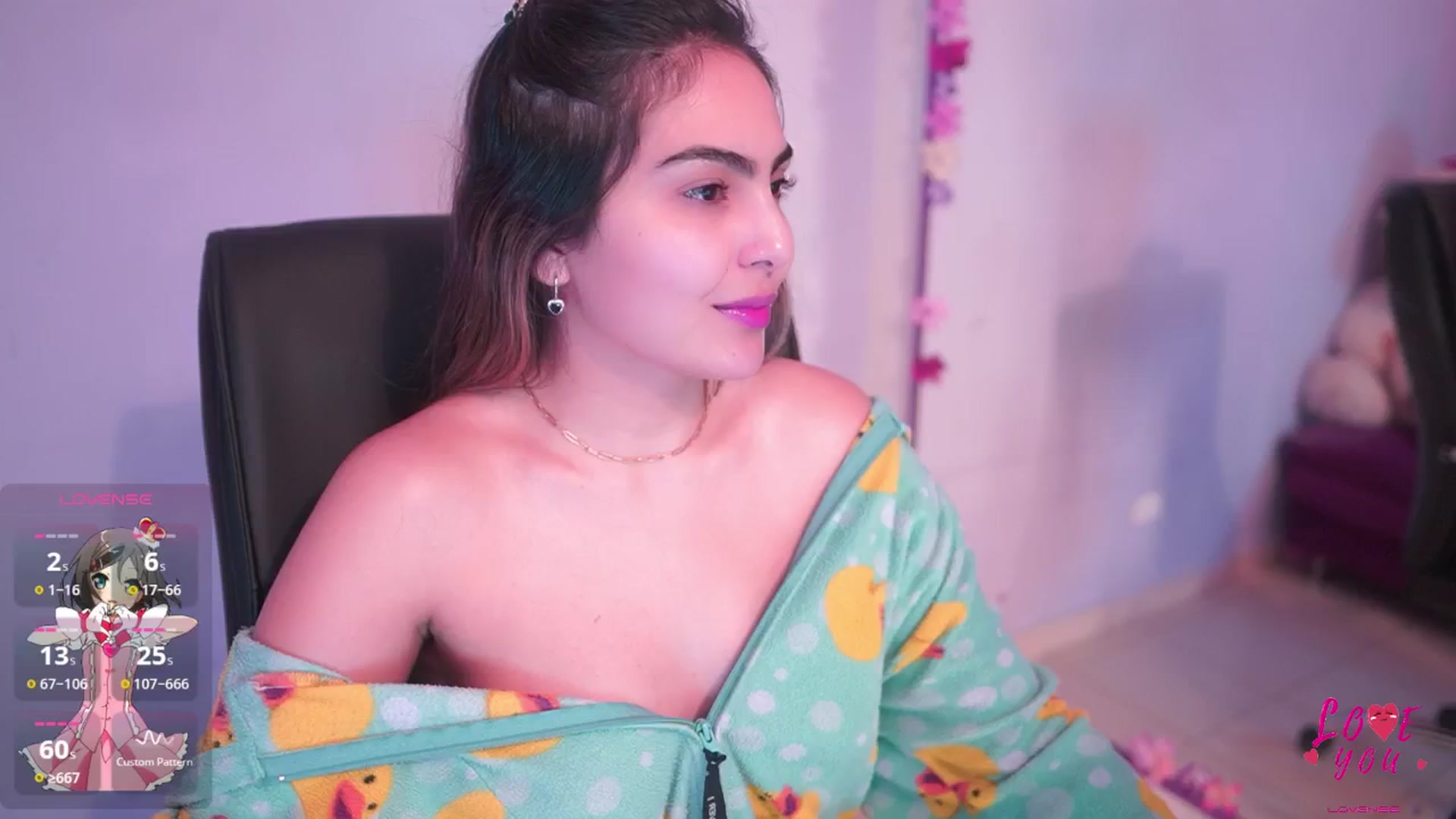 Gallery image thumbnail from CARMENVILLA1's myfreecams stream on, 07/01/2025, 05:56 image 20 of 20