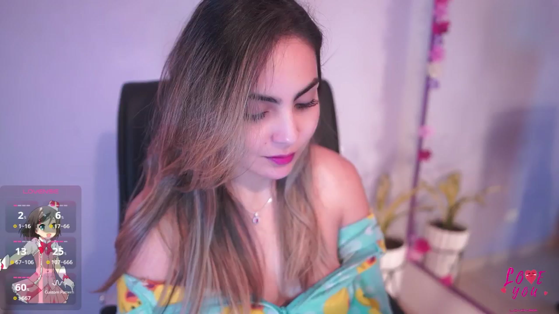 Gallery image thumbnail from CARMENVILLA1's myfreecams stream on, 07/25/2025, 06:00 image 6 of 20