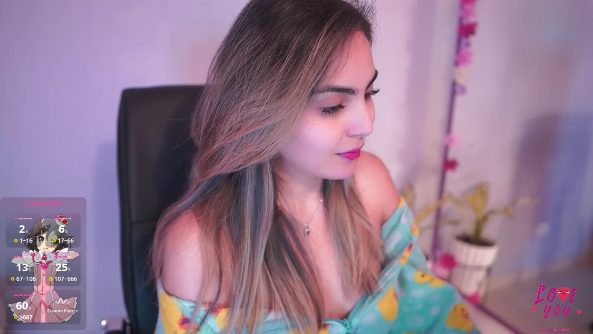 Gallery image thumbnail from CARMENVILLA1's myfreecams stream on, 07/25/2025, 06:00 image 3 of 20